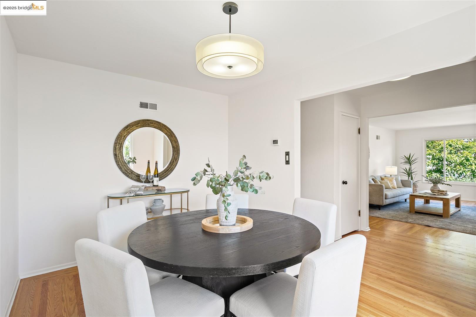 Detail Gallery Image 11 of 48 For 1009 Richmond St, El Cerrito,  CA 94530 - 4 Beds | 2 Baths