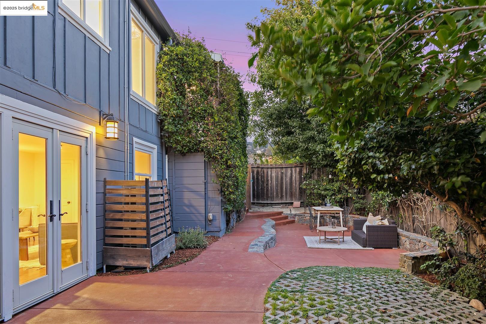 Detail Gallery Image 27 of 48 For 1009 Richmond St, El Cerrito,  CA 94530 - 4 Beds | 2 Baths