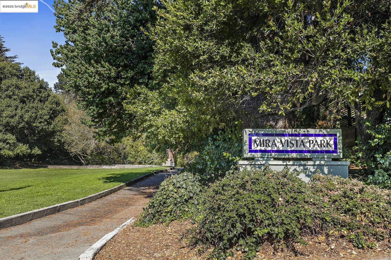 Detail Gallery Image 35 of 48 For 1009 Richmond St, El Cerrito,  CA 94530 - 4 Beds | 2 Baths