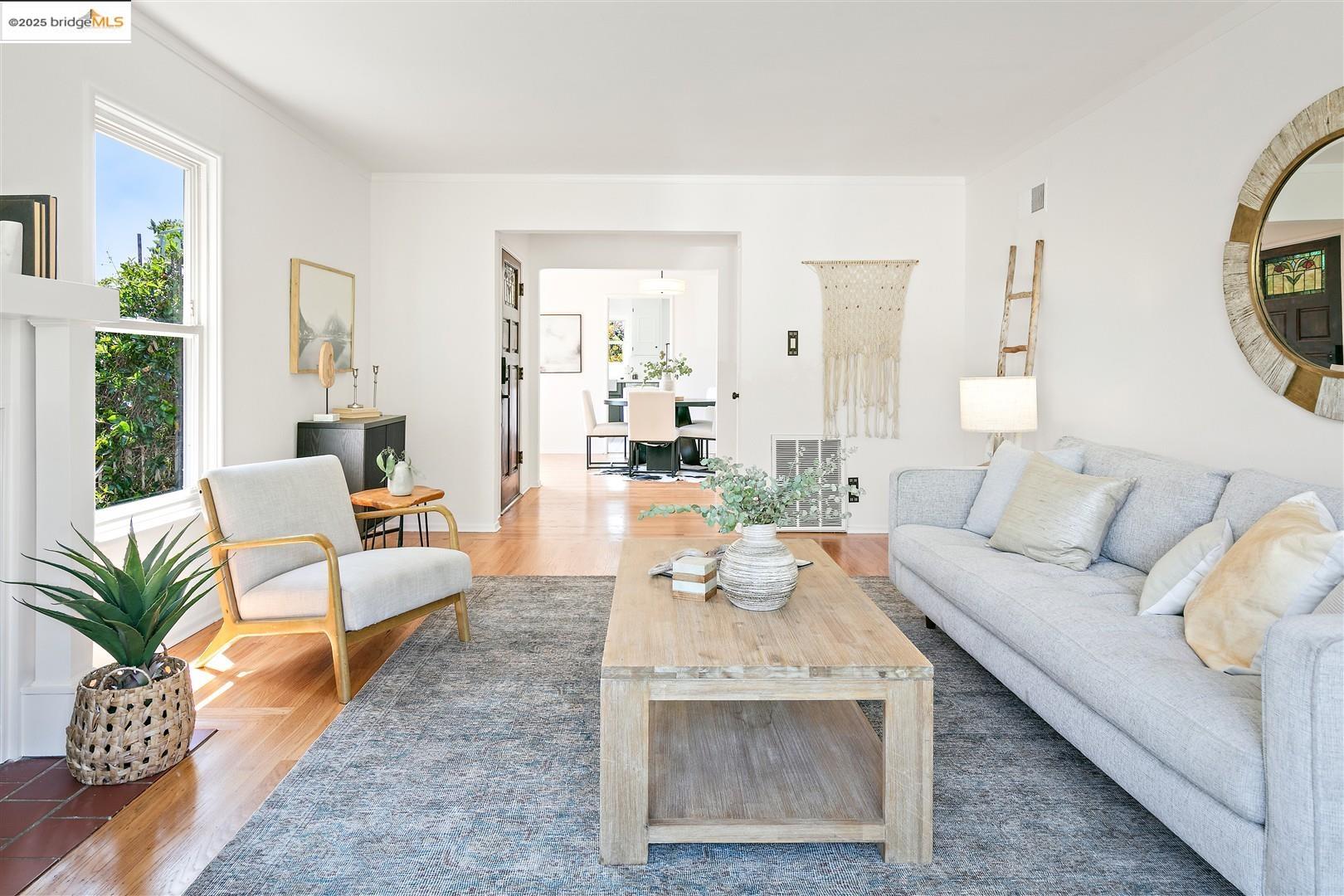 Detail Gallery Image 8 of 48 For 1009 Richmond St, El Cerrito,  CA 94530 - 4 Beds | 2 Baths
