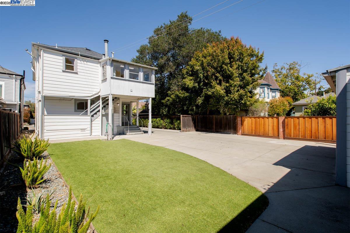 Detail Gallery Image 36 of 60 For 920 Centennial Ave, Alameda,  CA 94501 - 6 Beds | 2/1 Baths