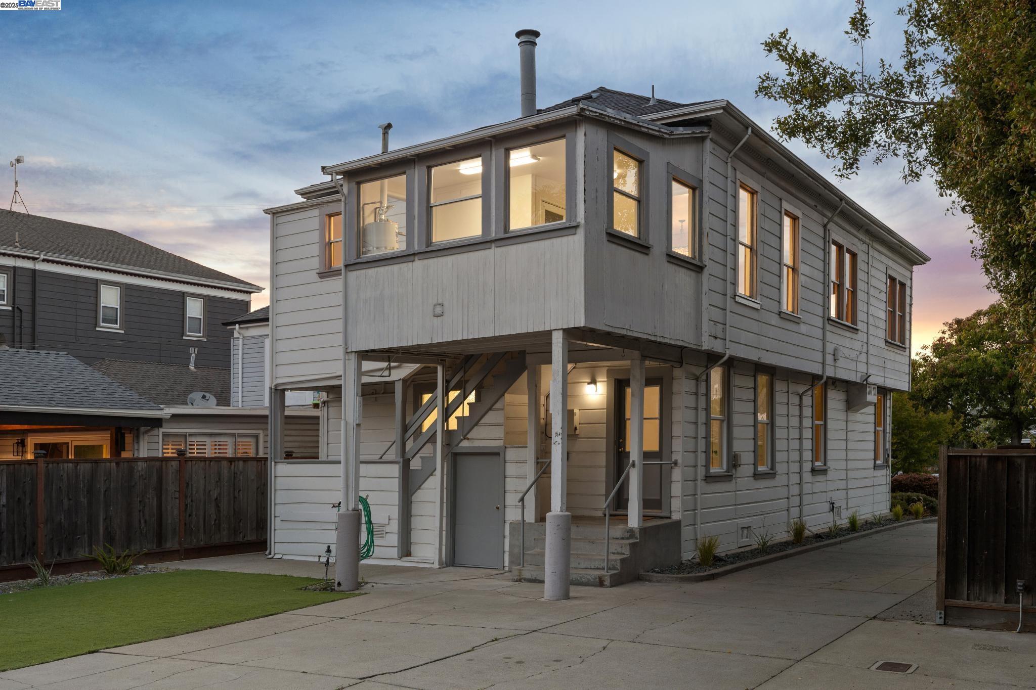 Detail Gallery Image 53 of 60 For 920 Centennial Ave, Alameda,  CA 94501 - 6 Beds | 2/1 Baths
