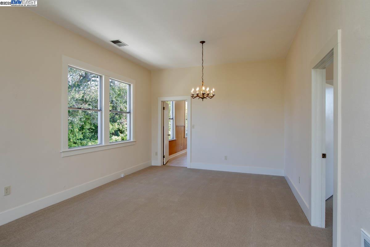 Detail Gallery Image 11 of 60 For 920 Centennial Ave, Alameda,  CA 94501 - – Beds | – Baths
