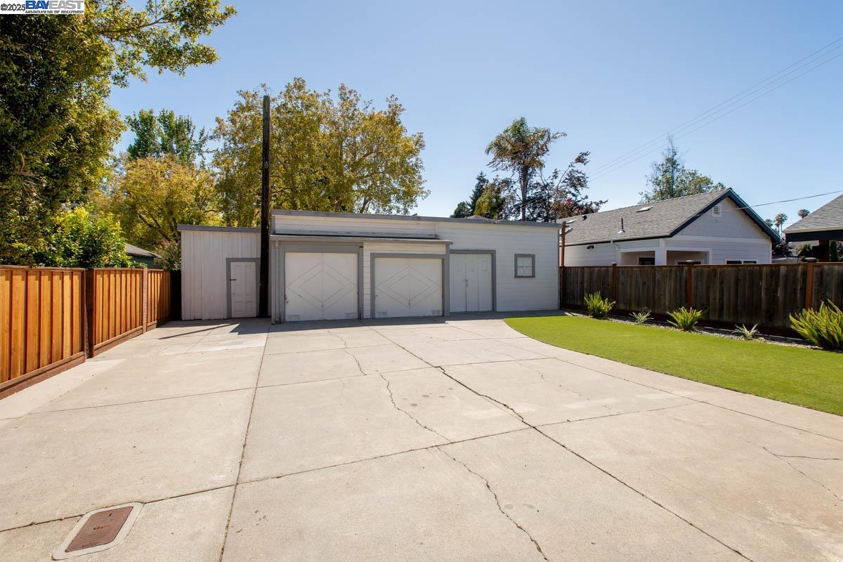 Detail Gallery Image 33 of 60 For 920 Centennial Ave, Alameda,  CA 94501 - – Beds | – Baths
