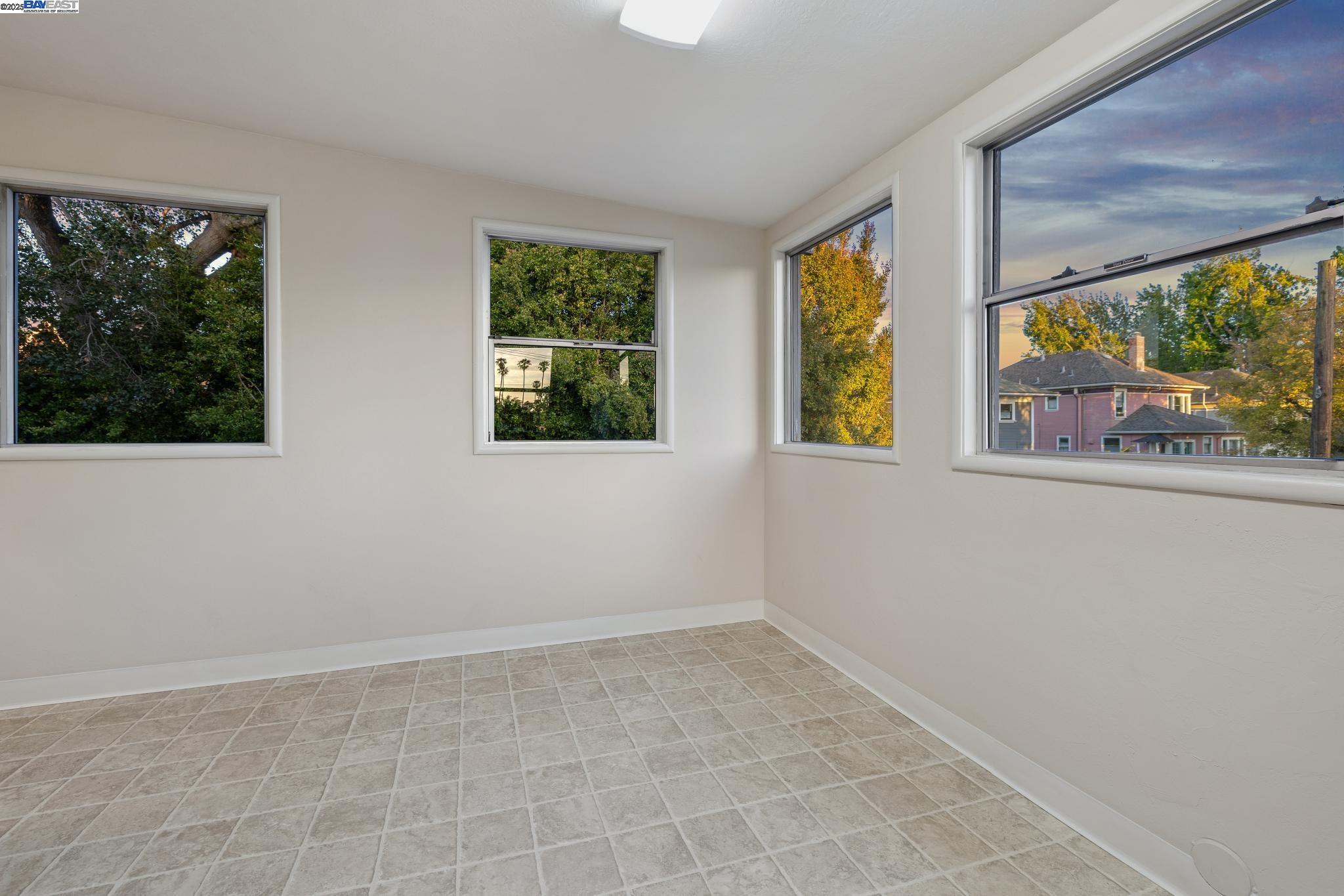 Detail Gallery Image 47 of 60 For 920 Centennial Ave, Alameda,  CA 94501 - – Beds | – Baths