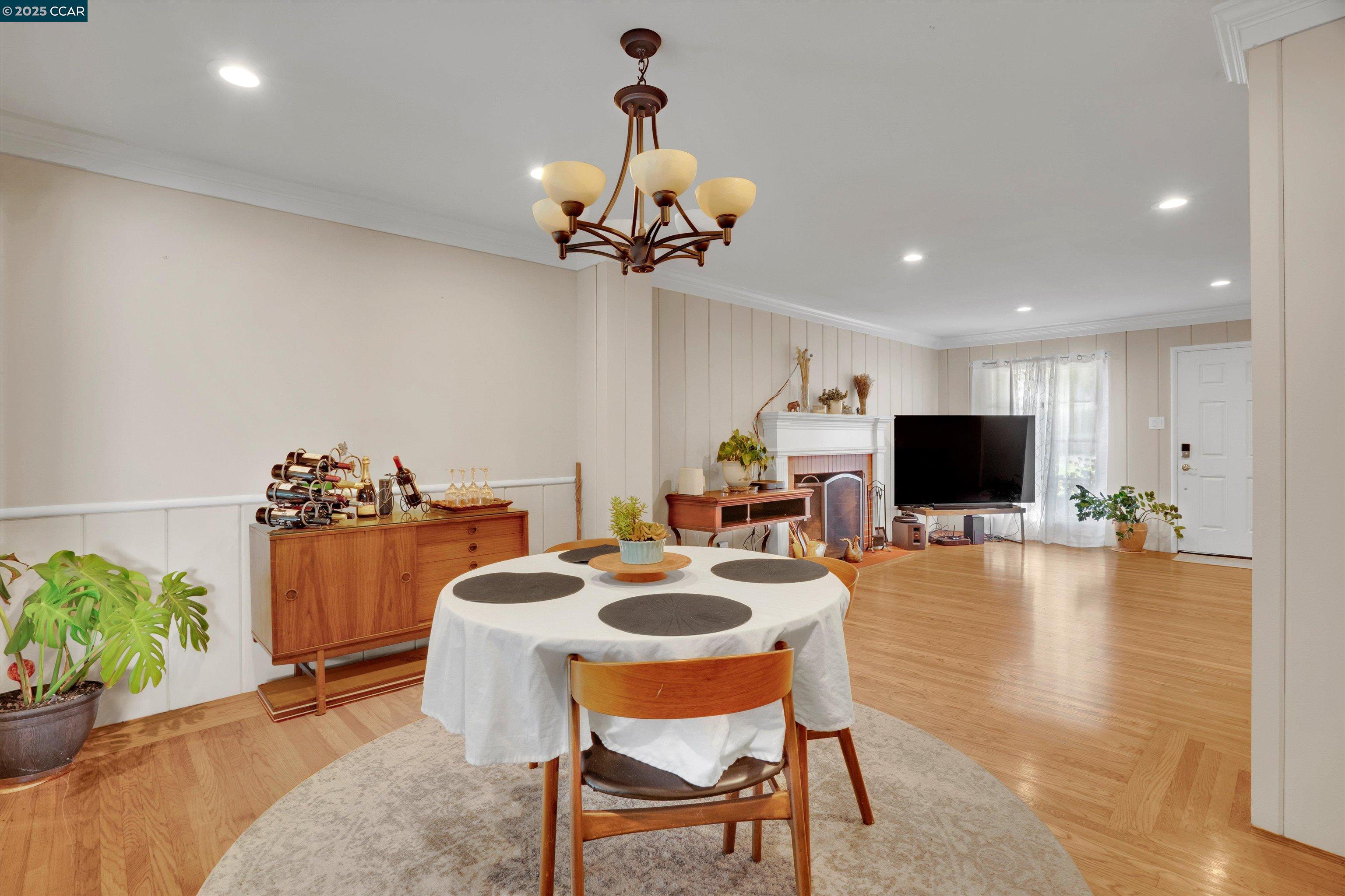 Detail Gallery Image 11 of 40 For 608 La Cadena St, Vallejo,  CA 94590 - 3 Beds | 2 Baths