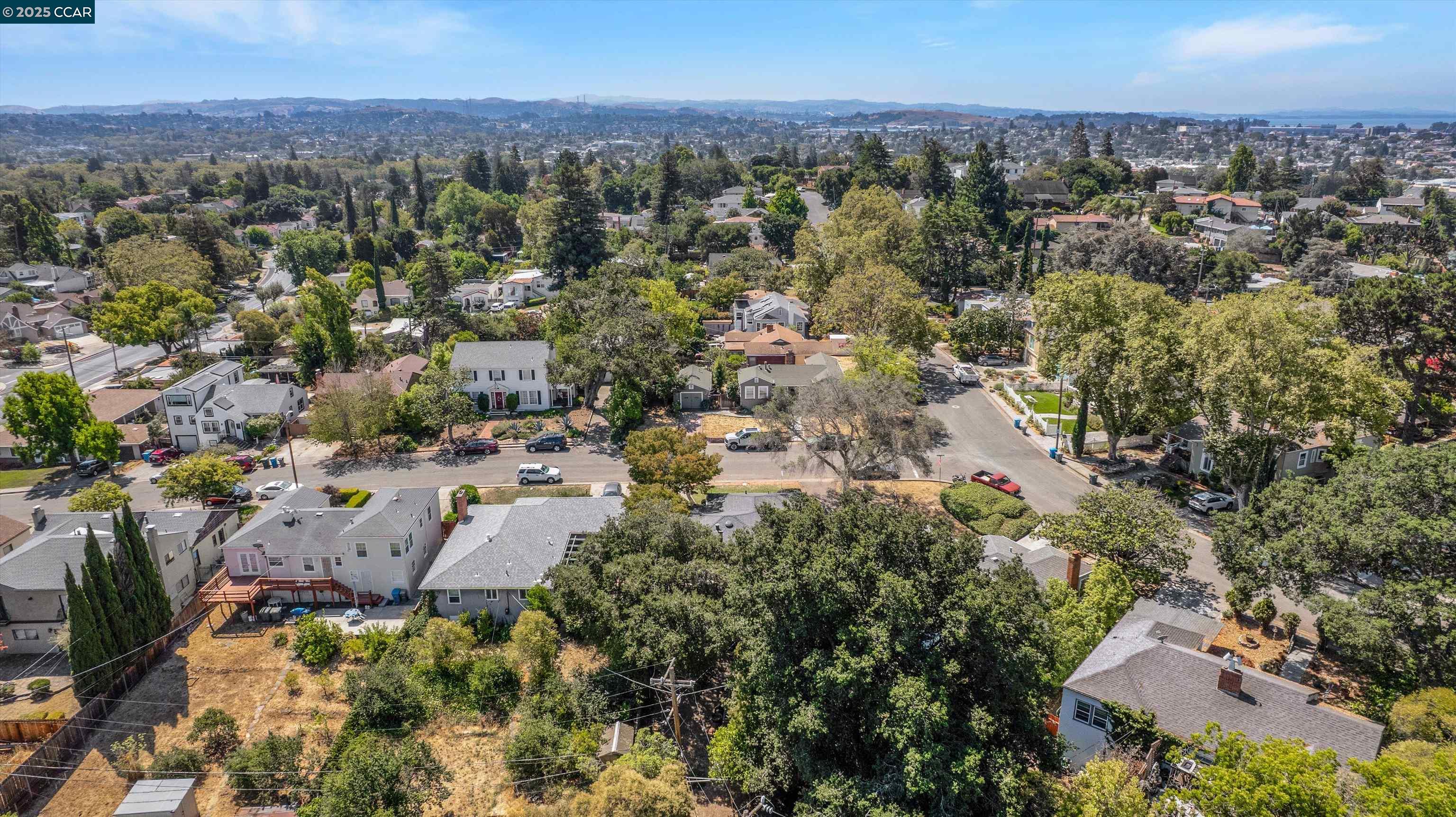 Detail Gallery Image 35 of 40 For 608 La Cadena St, Vallejo,  CA 94590 - 3 Beds | 2 Baths