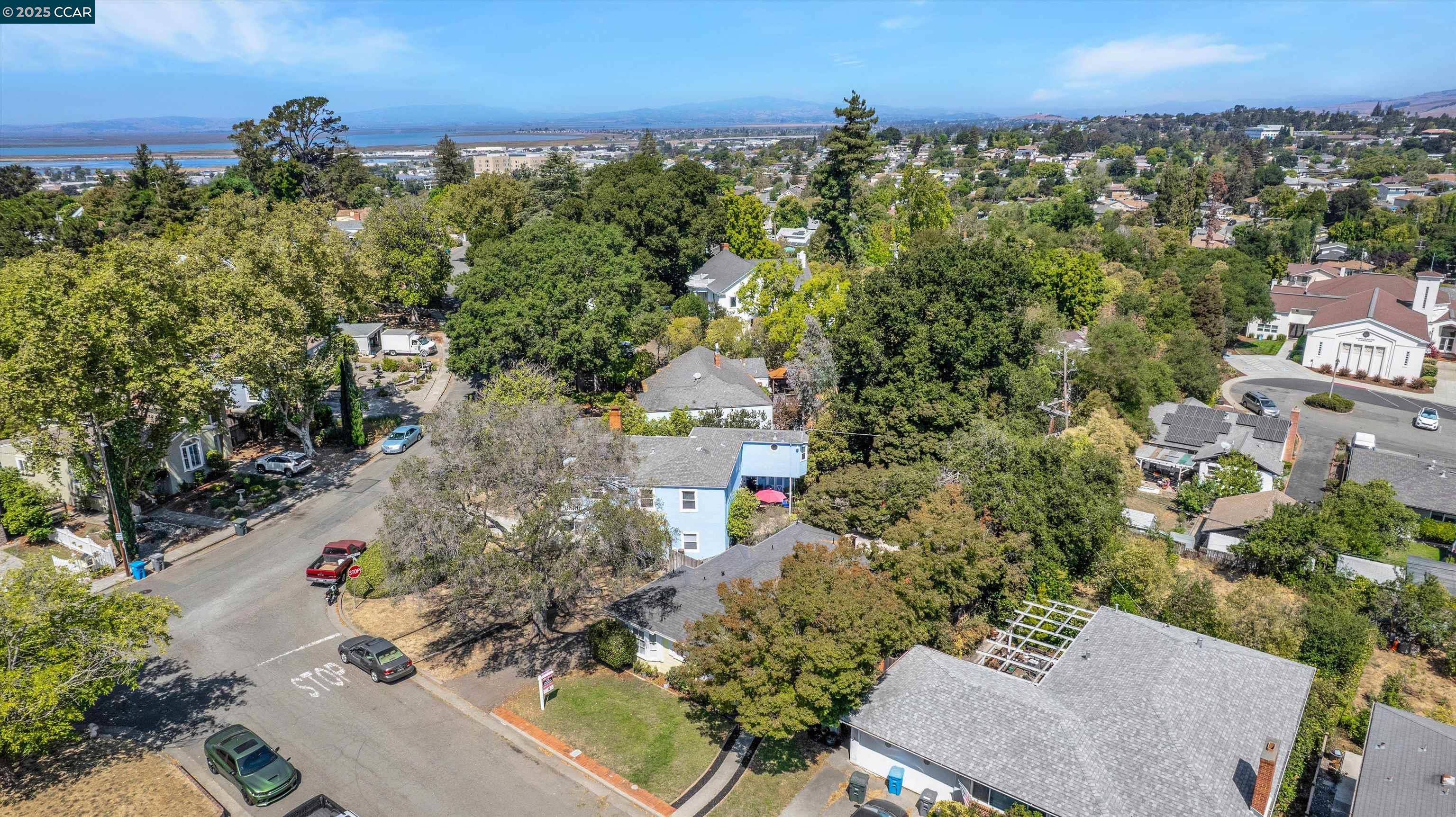 Detail Gallery Image 38 of 40 For 608 La Cadena St, Vallejo,  CA 94590 - 3 Beds | 2 Baths