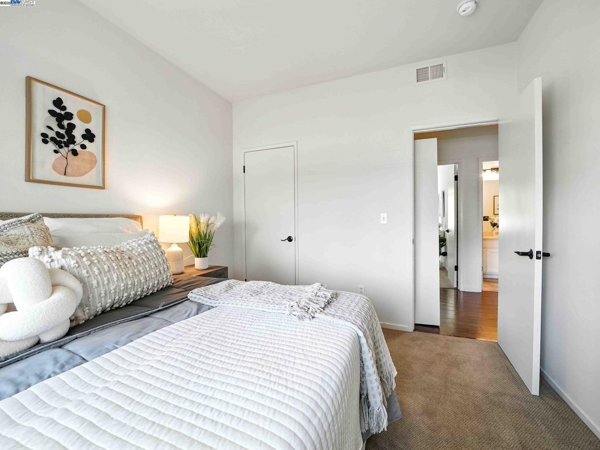 Detail Gallery Image 12 of 30 For 273 Florence Ct, Hercules,  CA 94547 - 3 Beds | 2 Baths