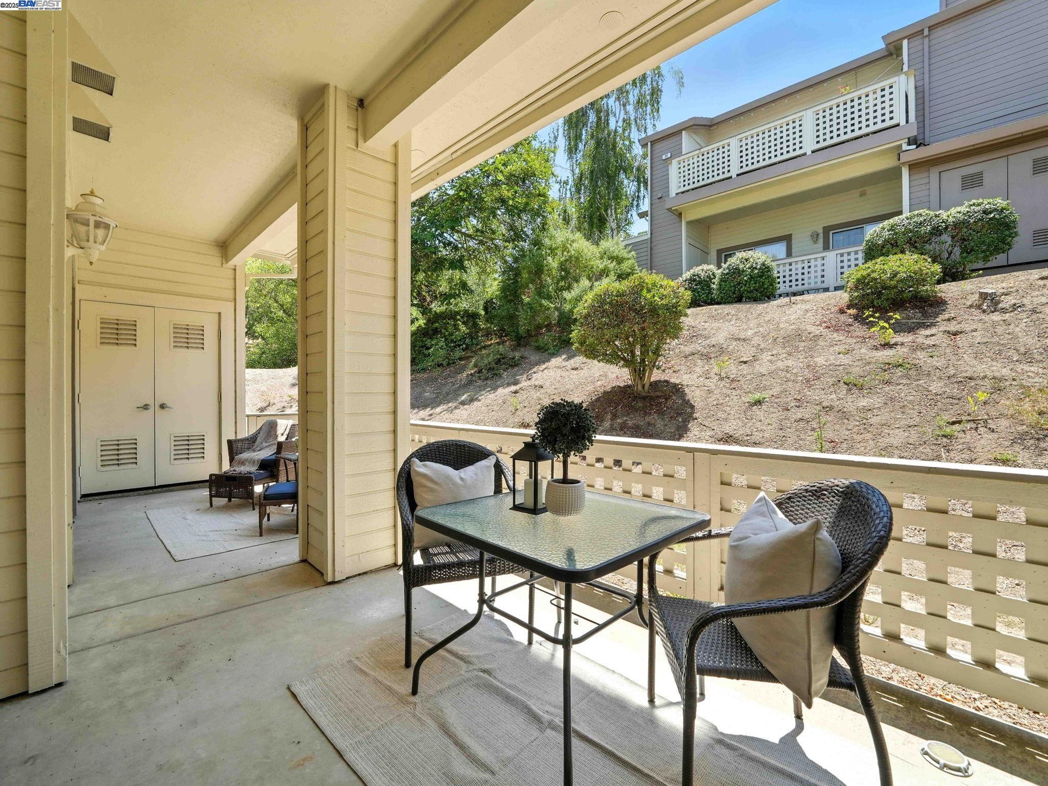 Detail Gallery Image 18 of 30 For 273 Florence Ct, Hercules,  CA 94547 - 3 Beds | 2 Baths