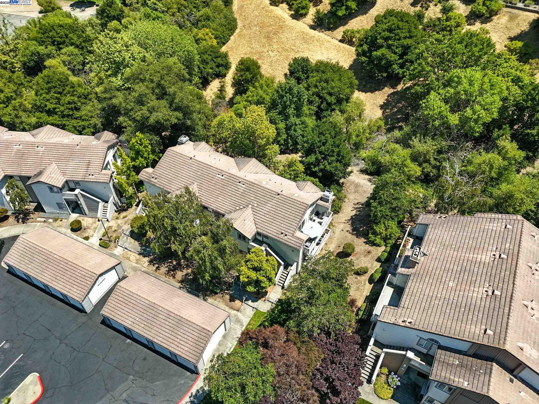 Detail Gallery Image 21 of 30 For 273 Florence Ct, Hercules,  CA 94547 - 3 Beds | 2 Baths