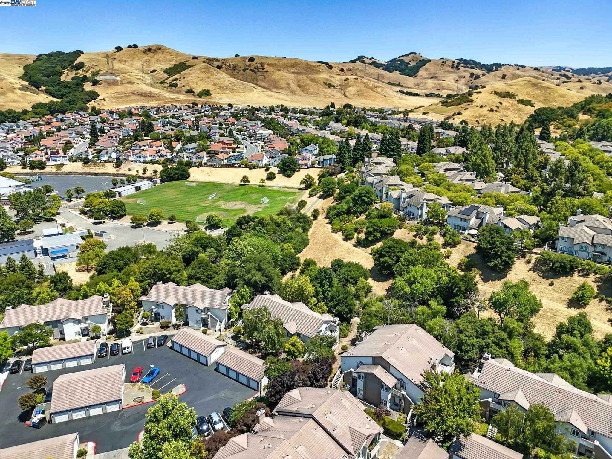 Detail Gallery Image 24 of 30 For 273 Florence Ct, Hercules,  CA 94547 - 3 Beds | 2 Baths