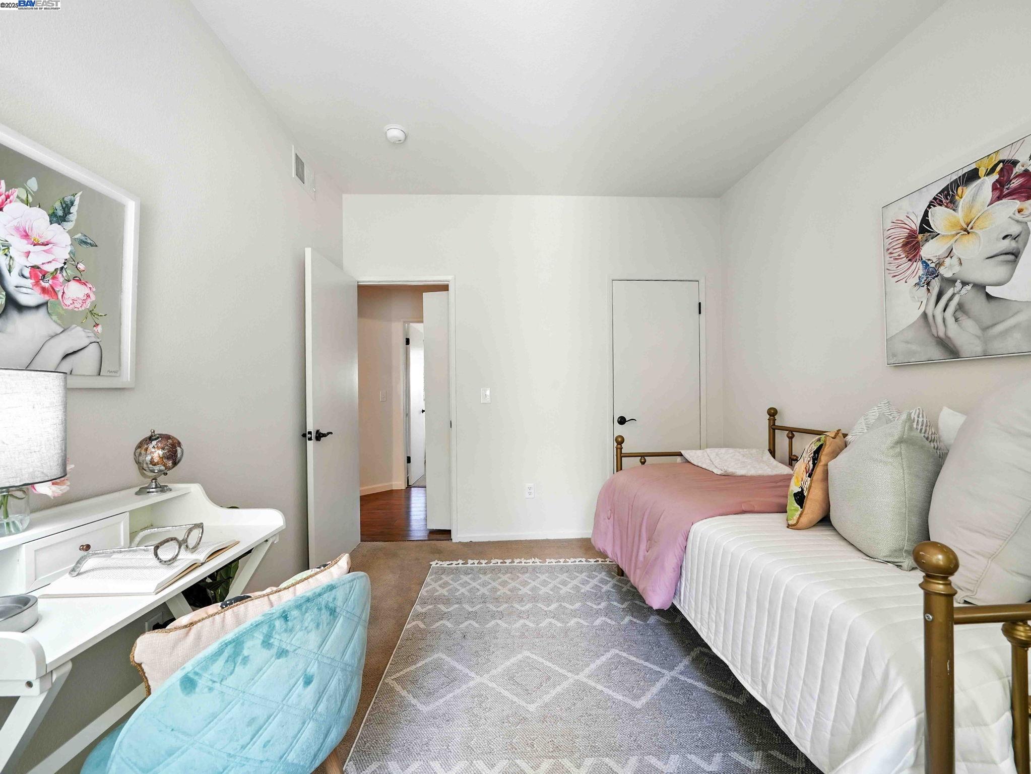 Detail Gallery Image 10 of 30 For 273 Florence Ct, Hercules,  CA 94547 - 3 Beds | 2 Baths