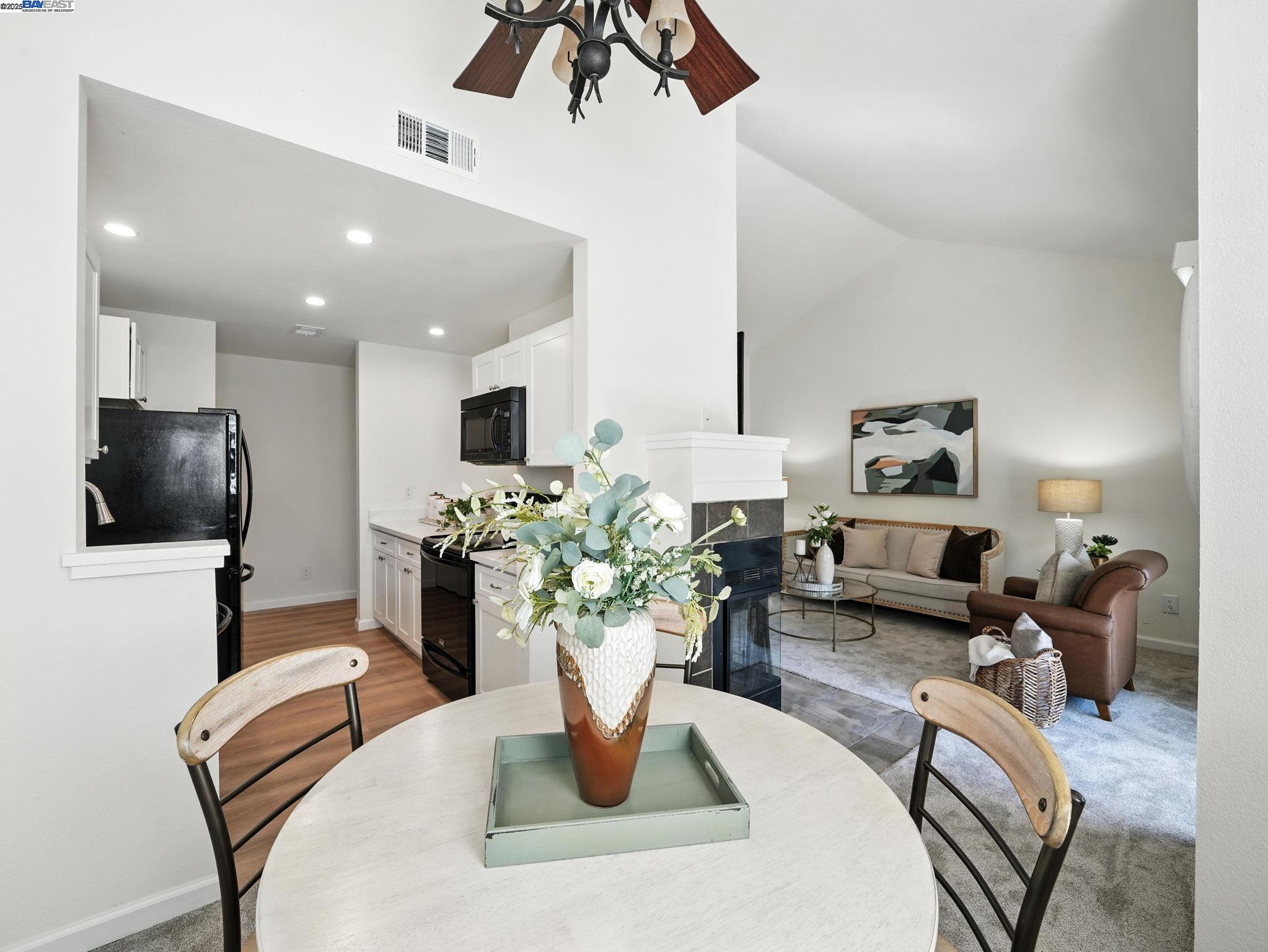 Photo #6: 41109393 Listing 