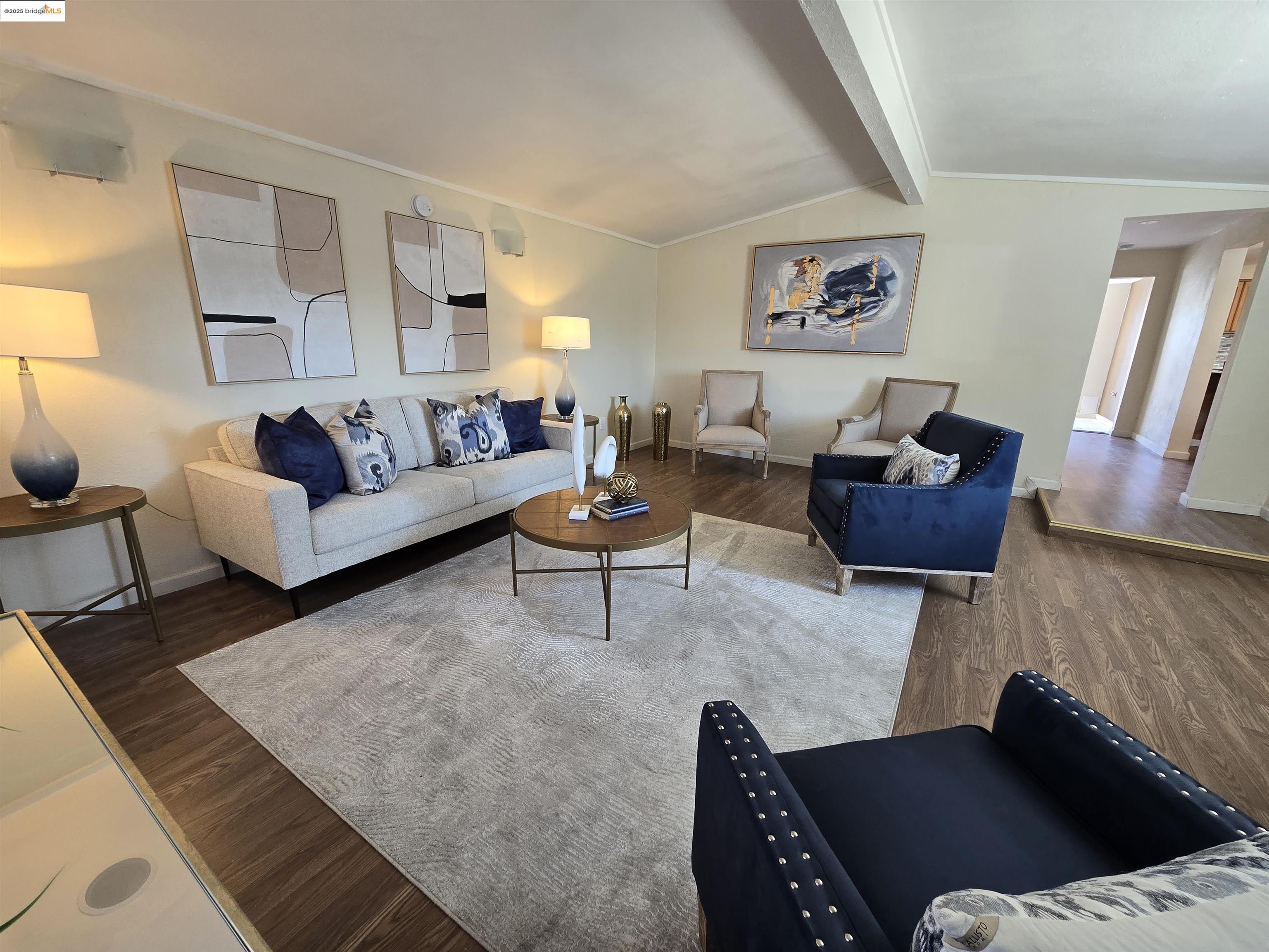 Detail Gallery Image 8 of 15 For 27493 Orlando, Hayward,  CA 94545 - 4 Beds | 3 Baths