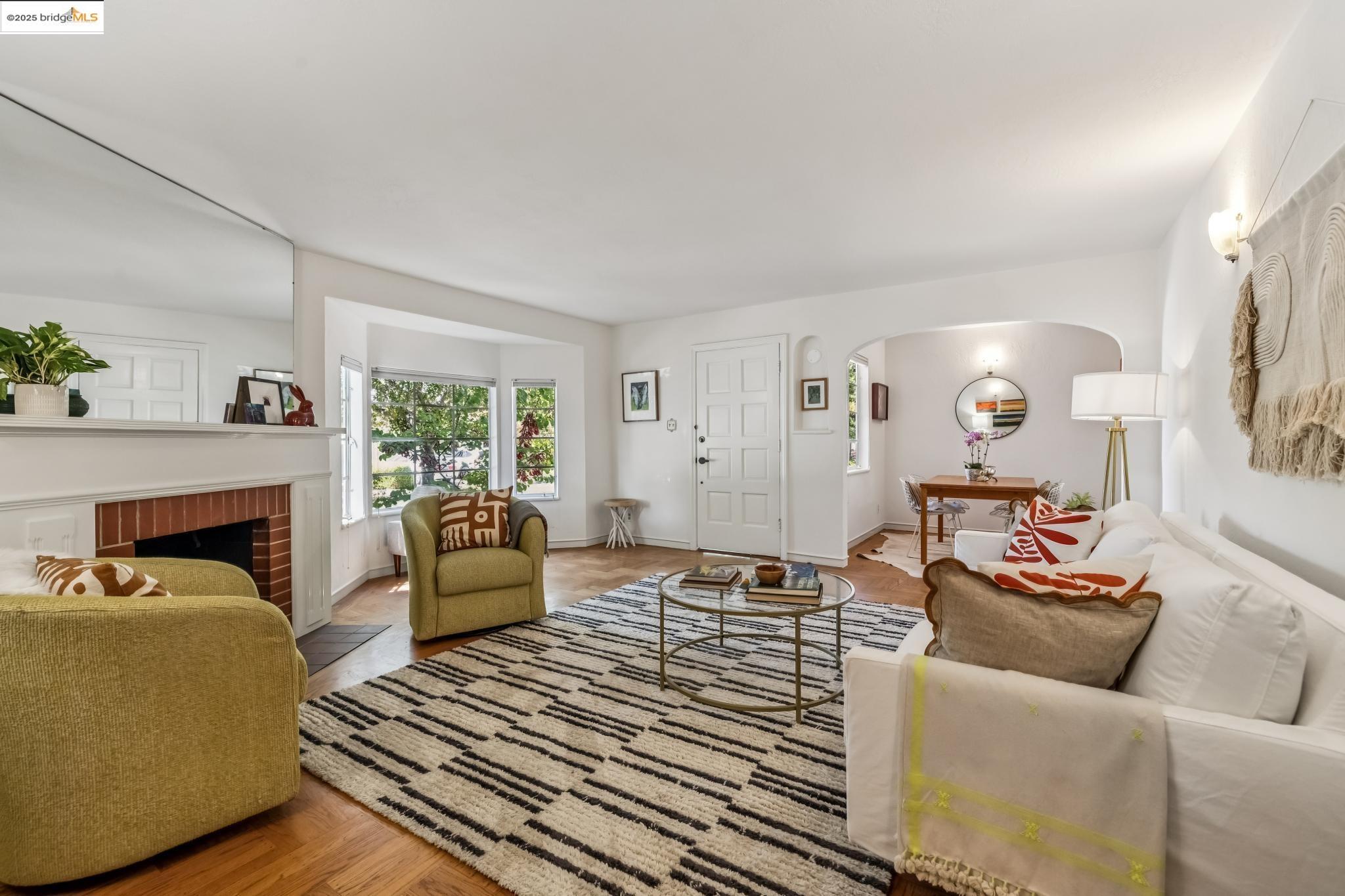 Detail Gallery Image 9 of 46 For 22574 6th St, Hayward,  CA 94541 - 3 Beds | 1 Baths