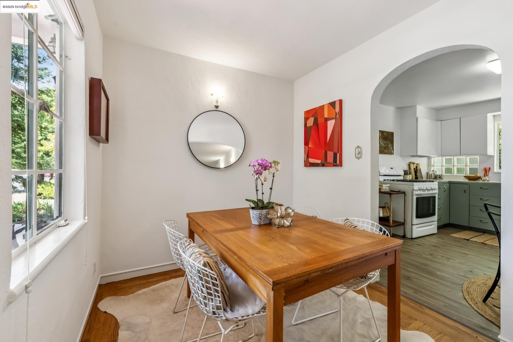 Detail Gallery Image 14 of 46 For 22574 6th St, Hayward,  CA 94541 - 3 Beds | 1 Baths