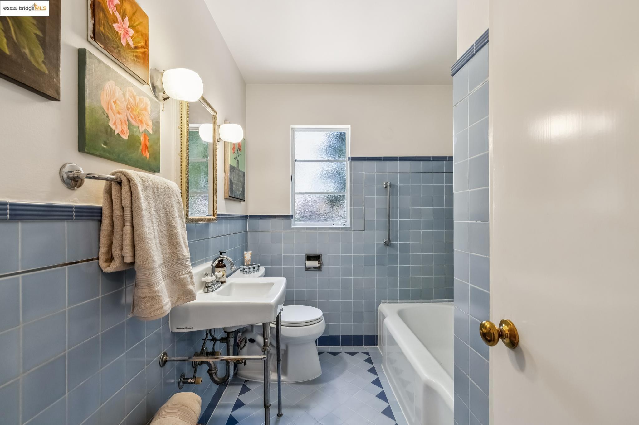Detail Gallery Image 27 of 46 For 22574 6th St, Hayward,  CA 94541 - 3 Beds | 1 Baths