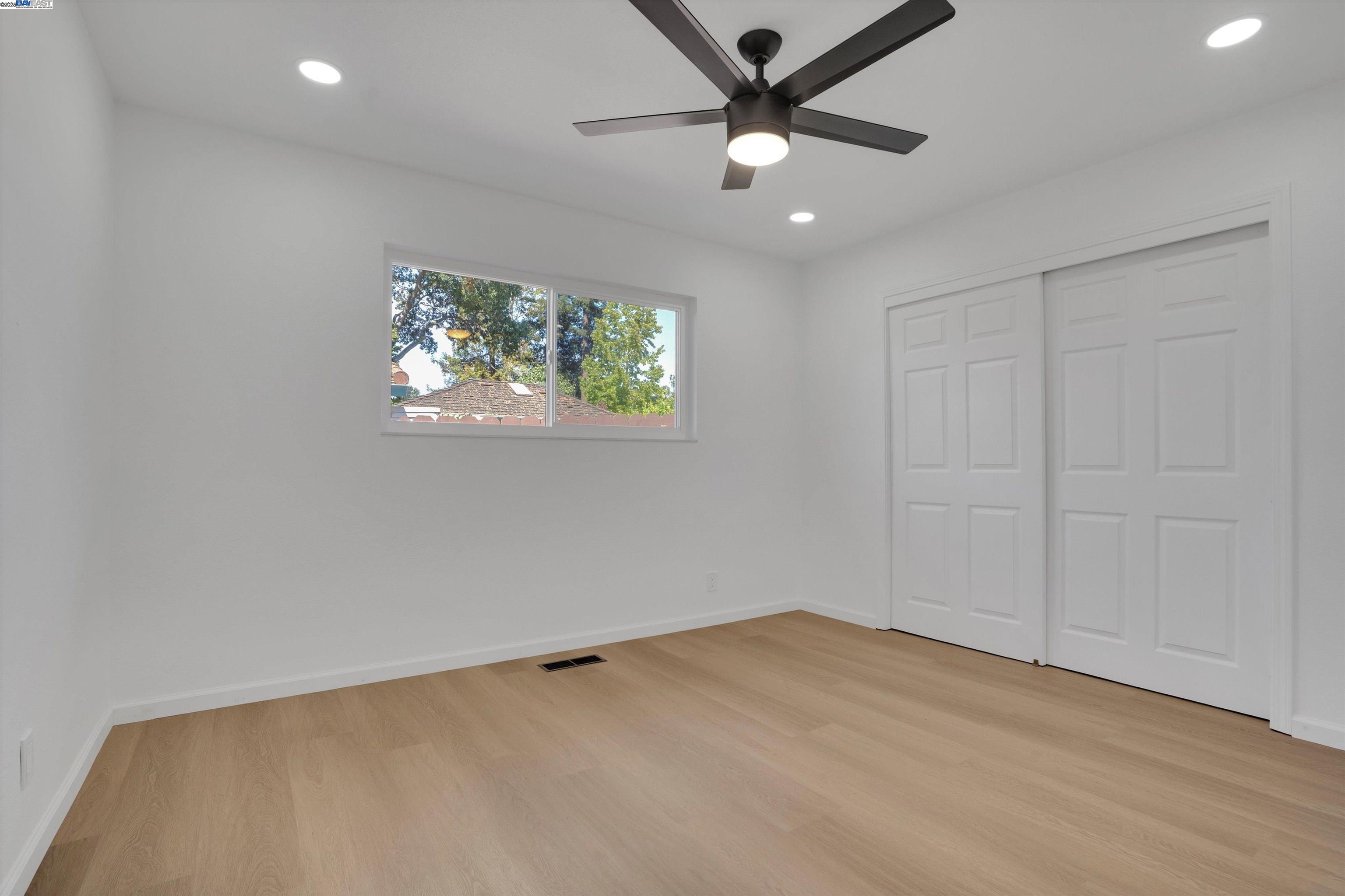 Detail Gallery Image 18 of 36 For 3596 Christensen Ln, Castro Valley,  CA 94546 - 3 Beds | 2 Baths