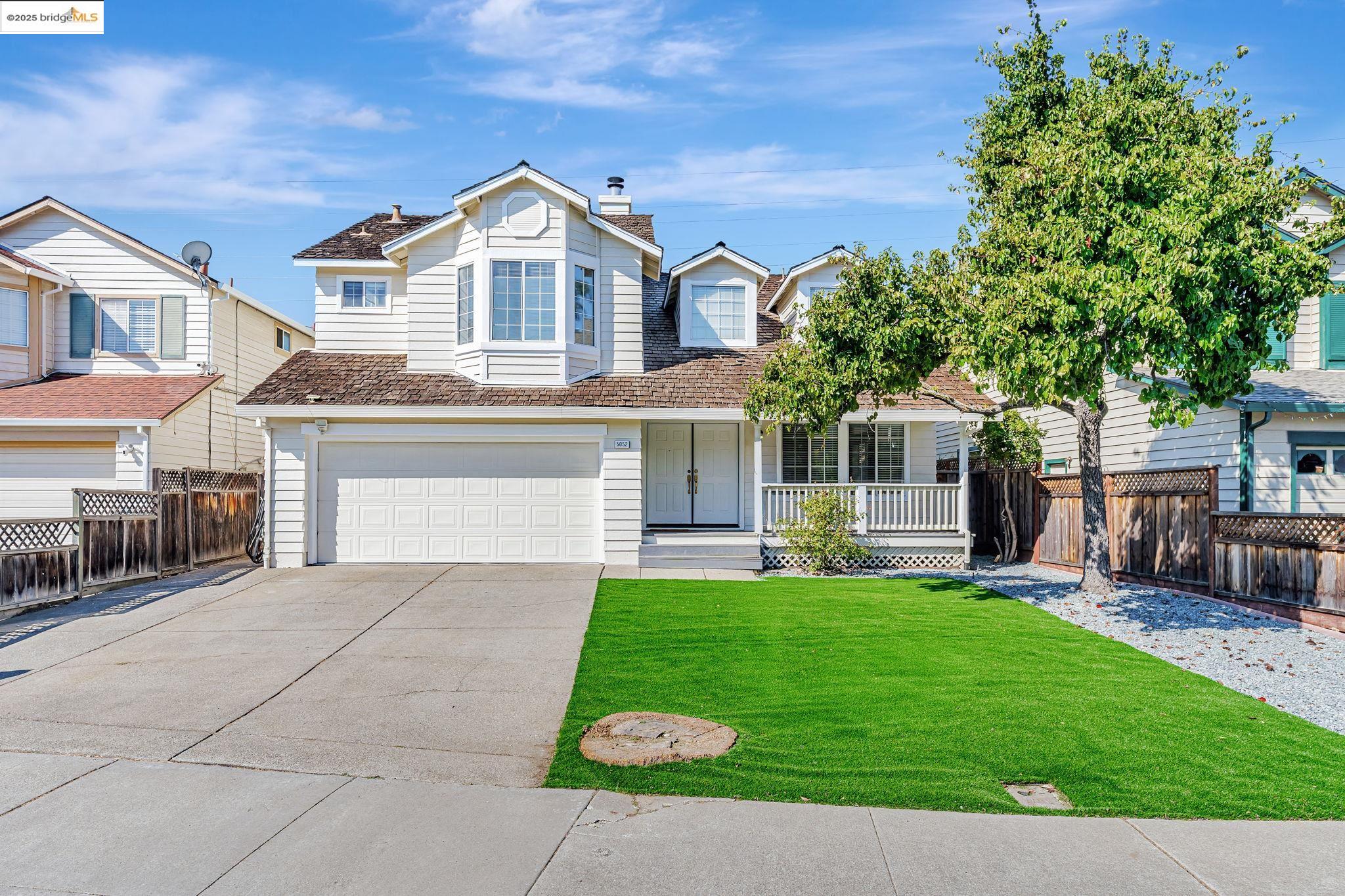Detail Gallery Image 1 of 43 For 5052 Perry Way, Antioch,  CA 94531-8414 - 4 Beds | 3 Baths