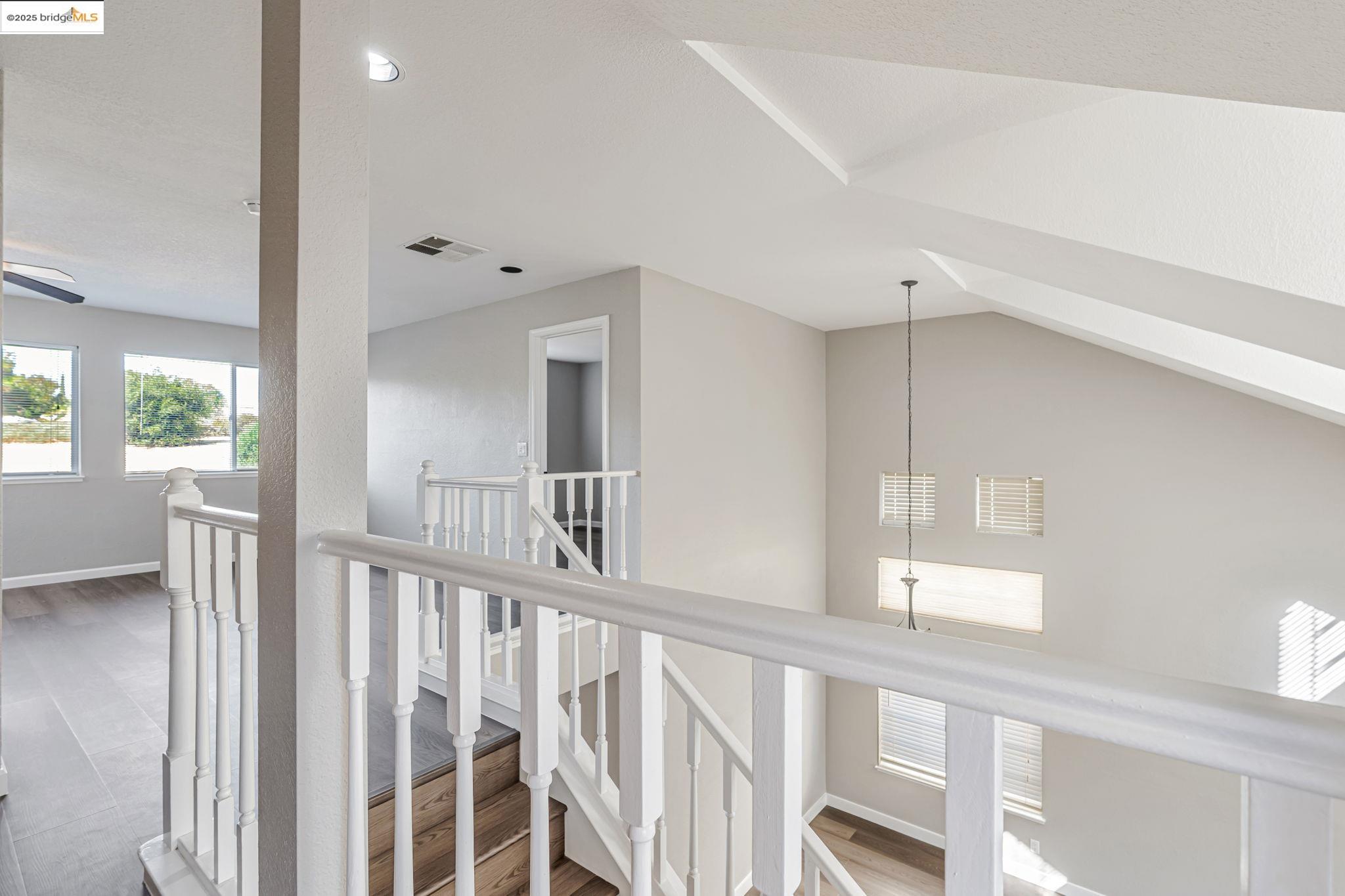Detail Gallery Image 19 of 43 For 5052 Perry Way, Antioch,  CA 94531-8414 - 4 Beds | 3 Baths
