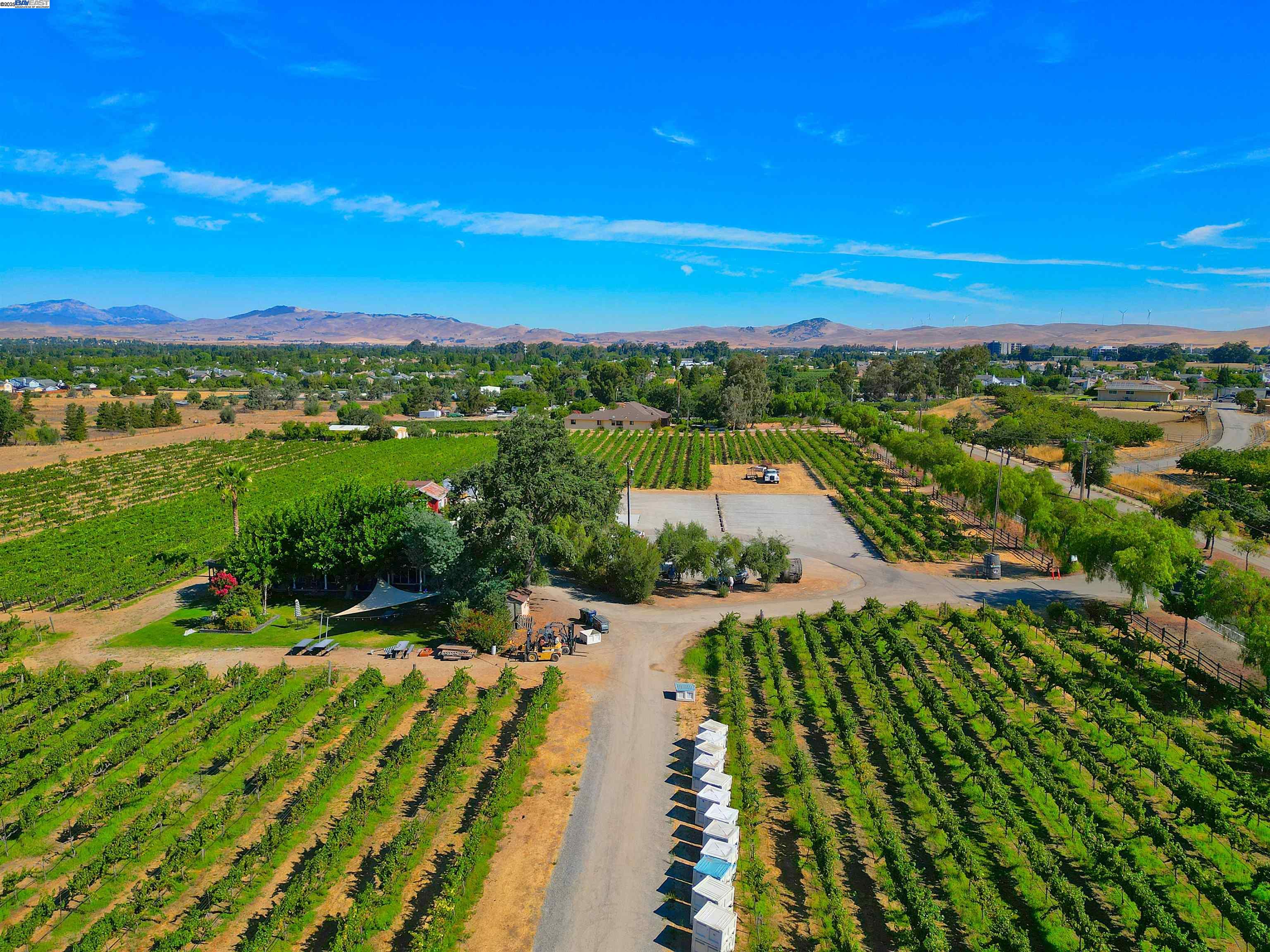 Detail Gallery Image 3 of 44 For 2915 S Vasco Rd, Livermore,  CA 94550 - – Beds | – Baths