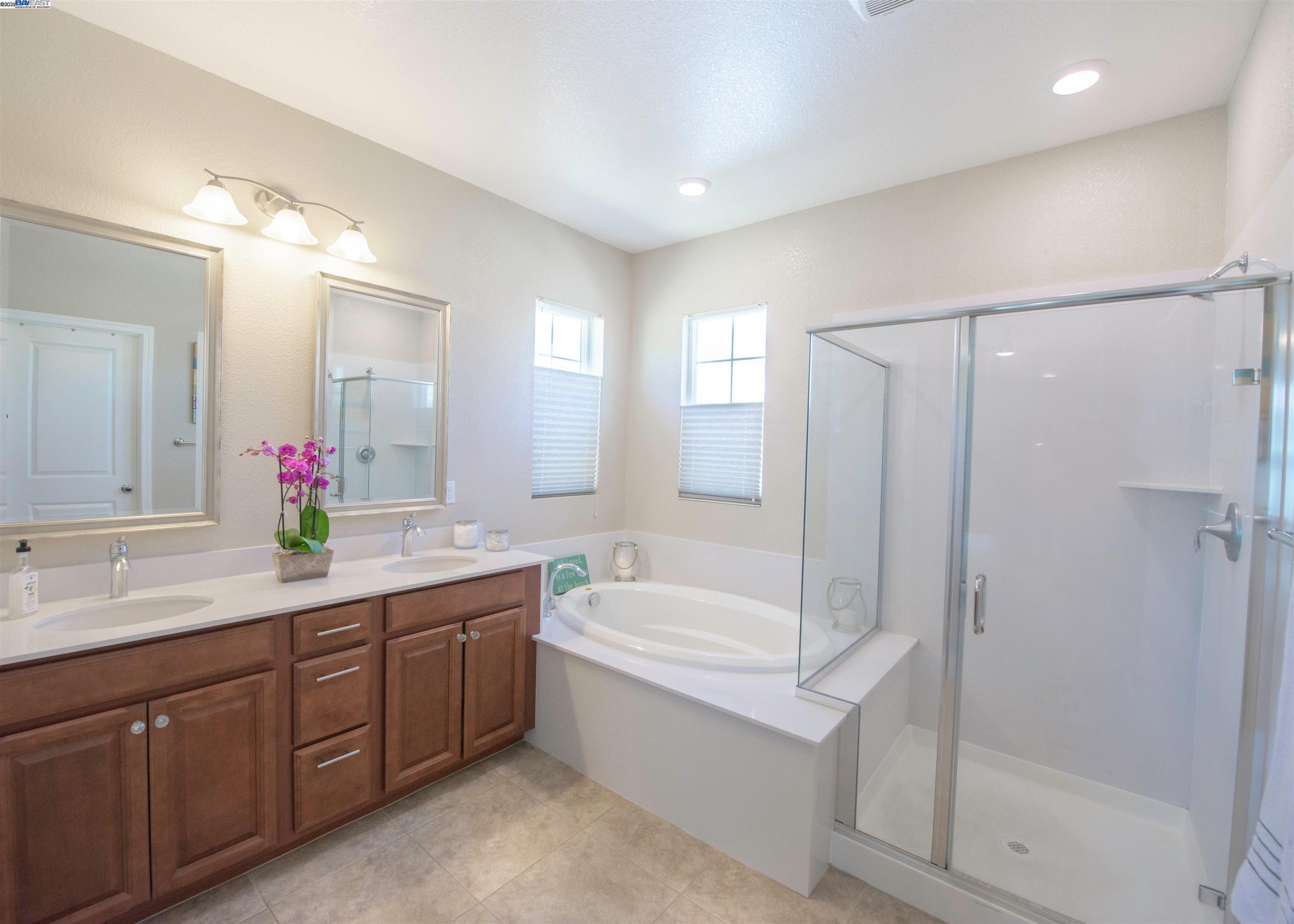 Detail Gallery Image 6 of 9 For 2049 Salice Way, Brentwood,  CA 94513 - 4 Beds | 3 Baths