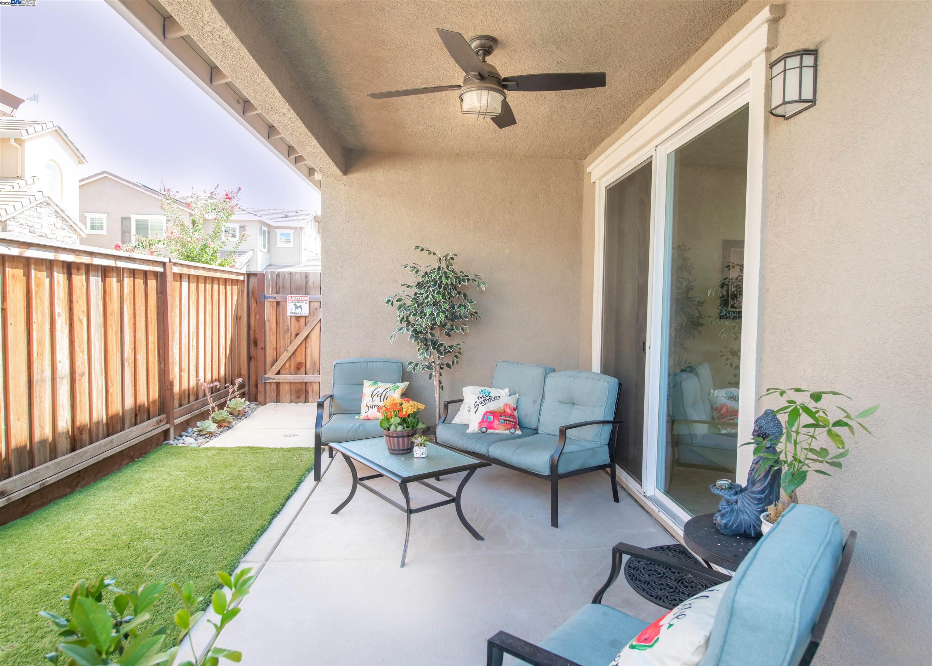 Detail Gallery Image 8 of 9 For 2049 Salice Way, Brentwood,  CA 94513 - 4 Beds | 3 Baths