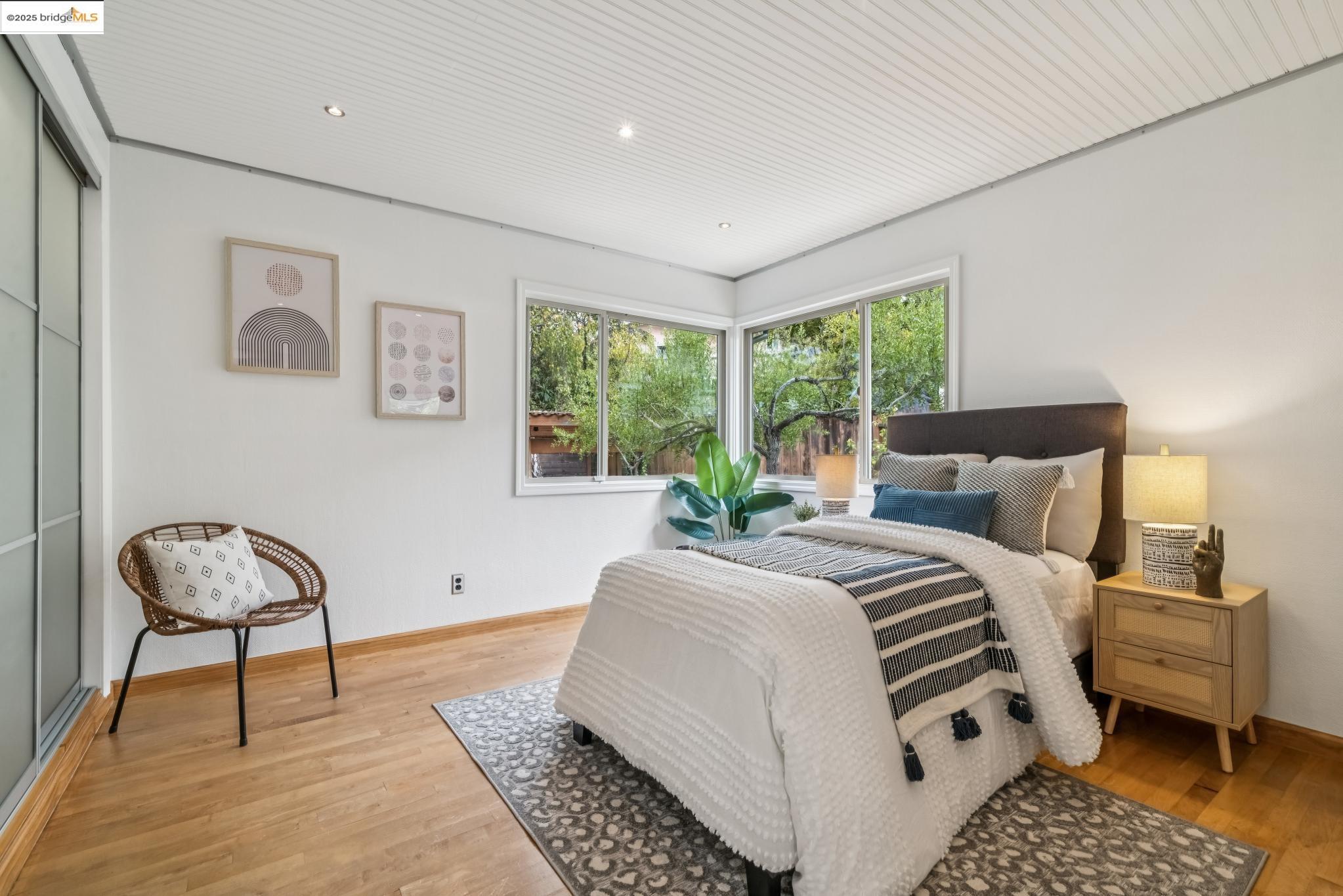 Detail Gallery Image 22 of 60 For 6545 Alta Vista Dr, El Cerrito,  CA 94530 - 2 Beds | 1 Baths