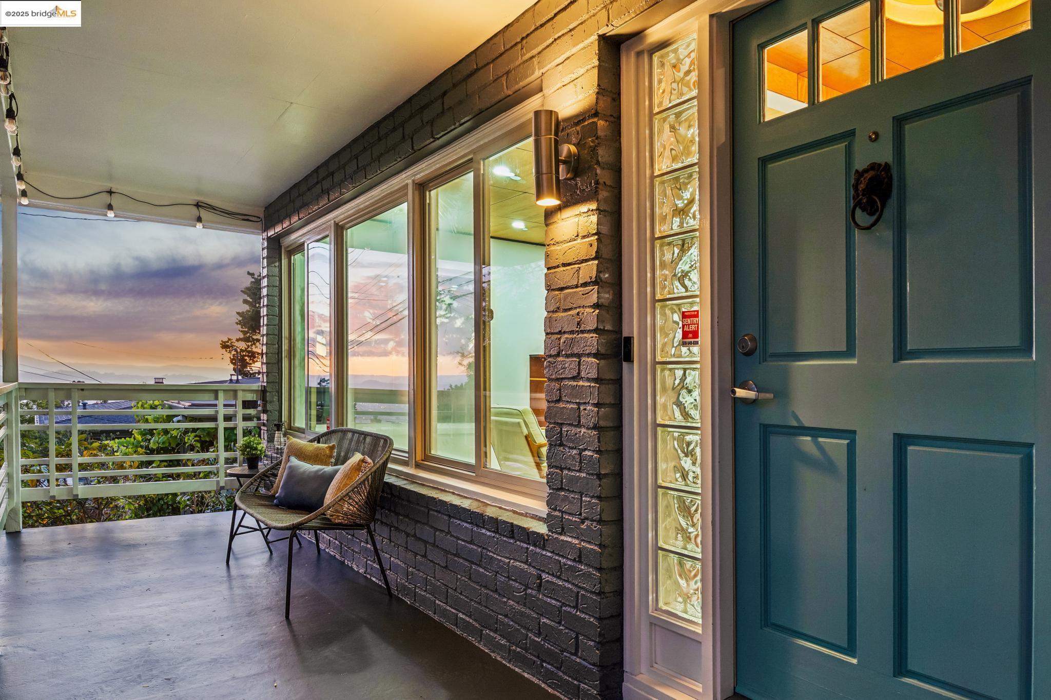 Detail Gallery Image 42 of 60 For 6545 Alta Vista Dr, El Cerrito,  CA 94530 - 2 Beds | 1 Baths