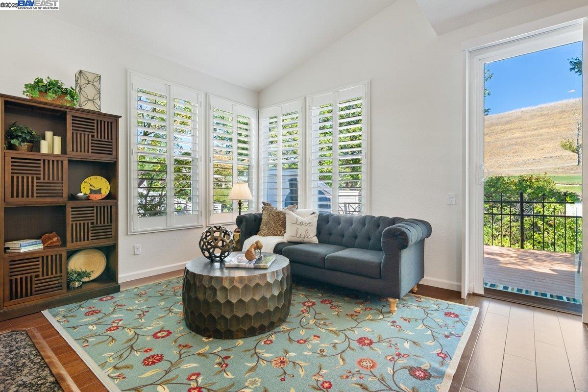 Detail Gallery Image 31 of 32 For 4701 Keller Ridge Dr, Clayton,  CA 94517 - 3 Beds | 2/1 Baths