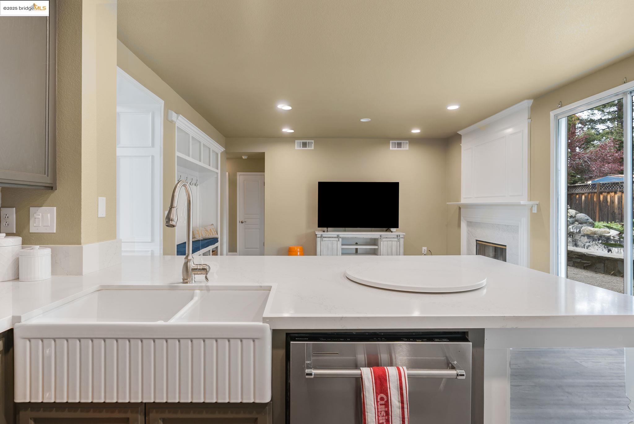 Detail Gallery Image 15 of 45 For 1205 Brookdale Dr., Brentwood,  CA 94513 - 4 Beds | 3 Baths