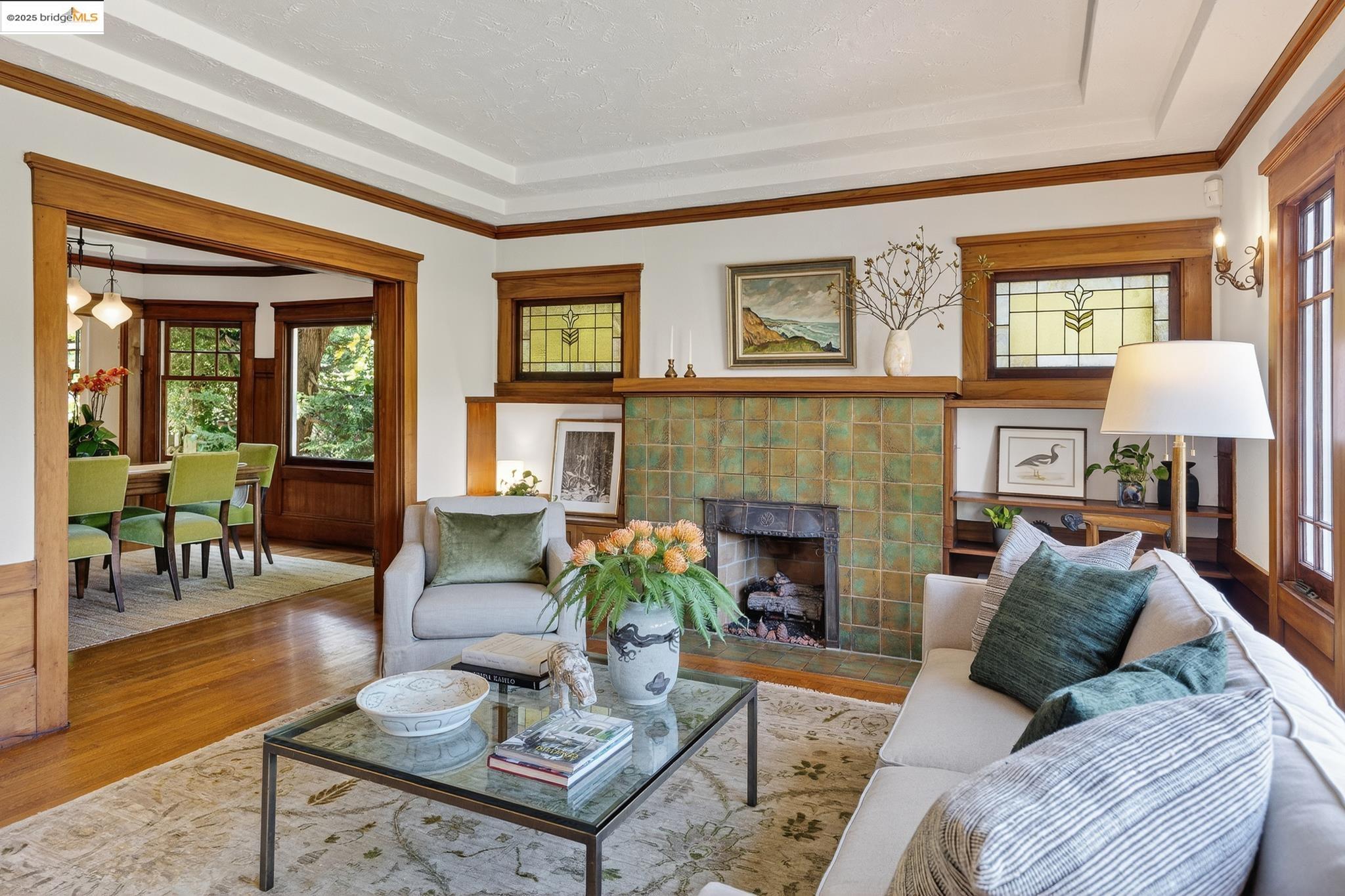 Detail Gallery Image 11 of 56 For 541 Boulevard Way, Piedmont,  CA 94610 - 3 Beds | 2 Baths