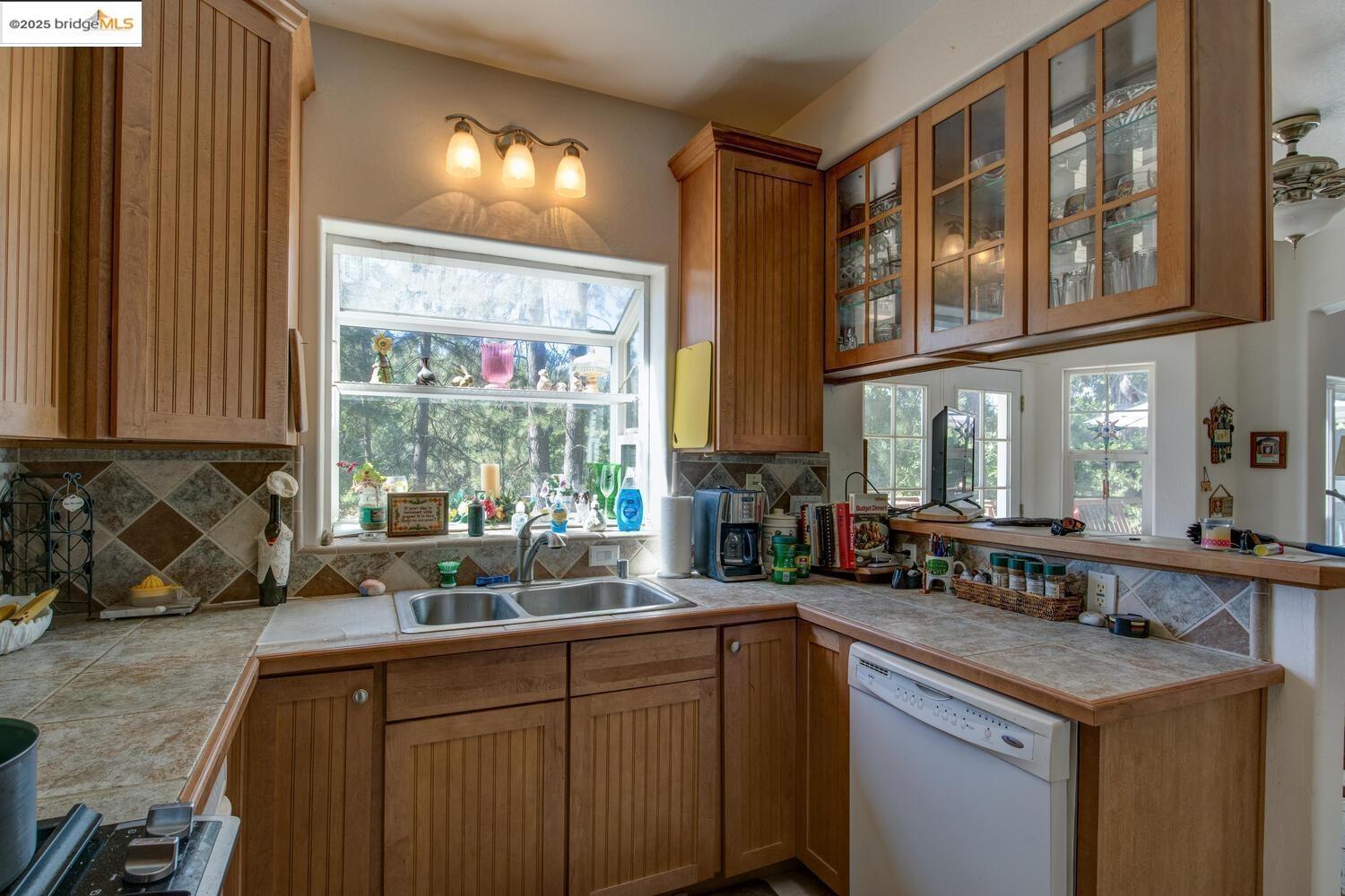 Detail Gallery Image 19 of 59 For 105 Avery Sheep Ranch Rd, Avery,  CA 95224 - 3 Beds | 3 Baths