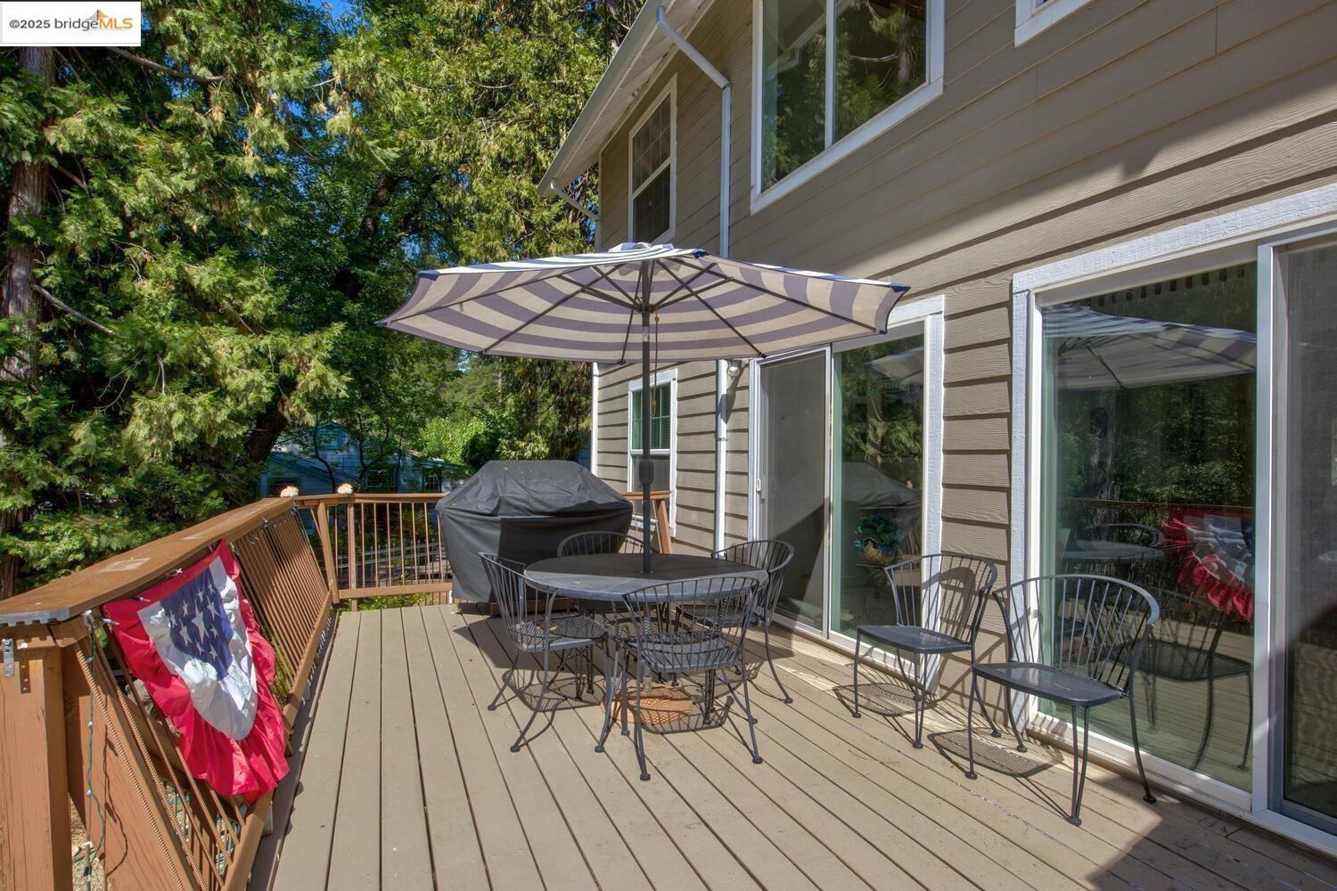 Detail Gallery Image 3 of 59 For 105 Avery Sheep Ranch Rd, Avery,  CA 95224 - 3 Beds | 3 Baths