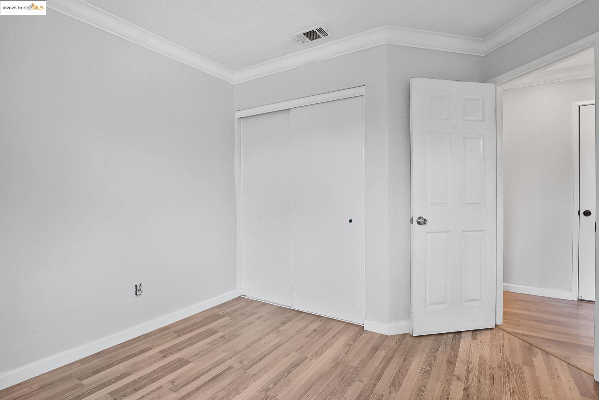 Detail Gallery Image 16 of 56 For 5165 Hereford Way, Antioch,  CA 94531 - 4 Beds | 2/1 Baths