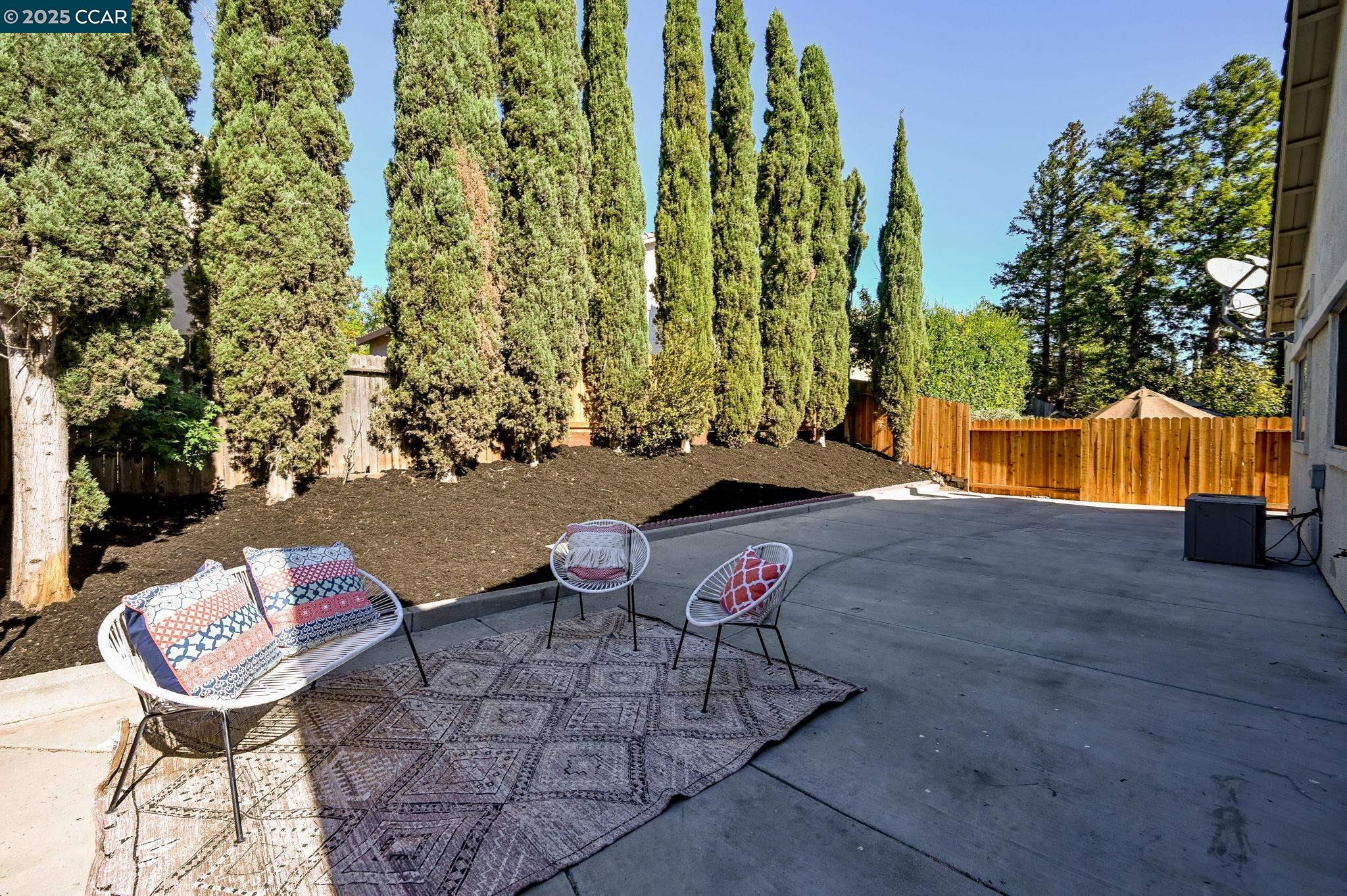 Detail Gallery Image 21 of 25 For 4932 Bridle Way, Antioch,  CA 94531 - 3 Beds | 2 Baths