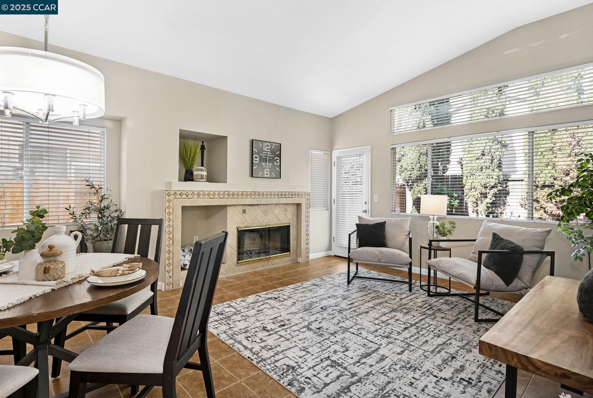 Detail Gallery Image 10 of 25 For 4932 Bridle Way, Antioch,  CA 94531 - 3 Beds | 2 Baths