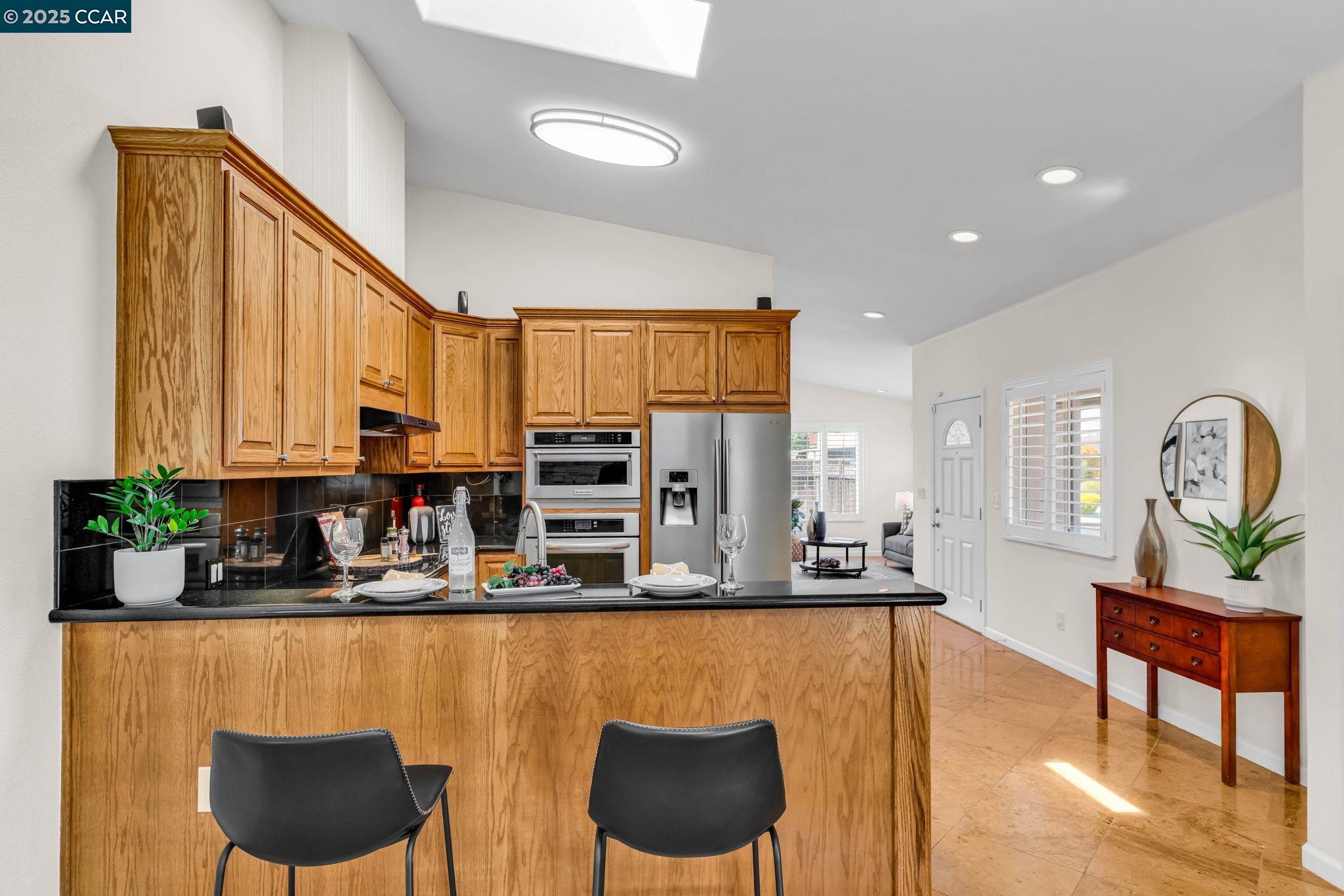 Detail Gallery Image 12 of 44 For 1144 Stirling Dr, Rodeo,  CA 94572 - 4 Beds | 3 Baths