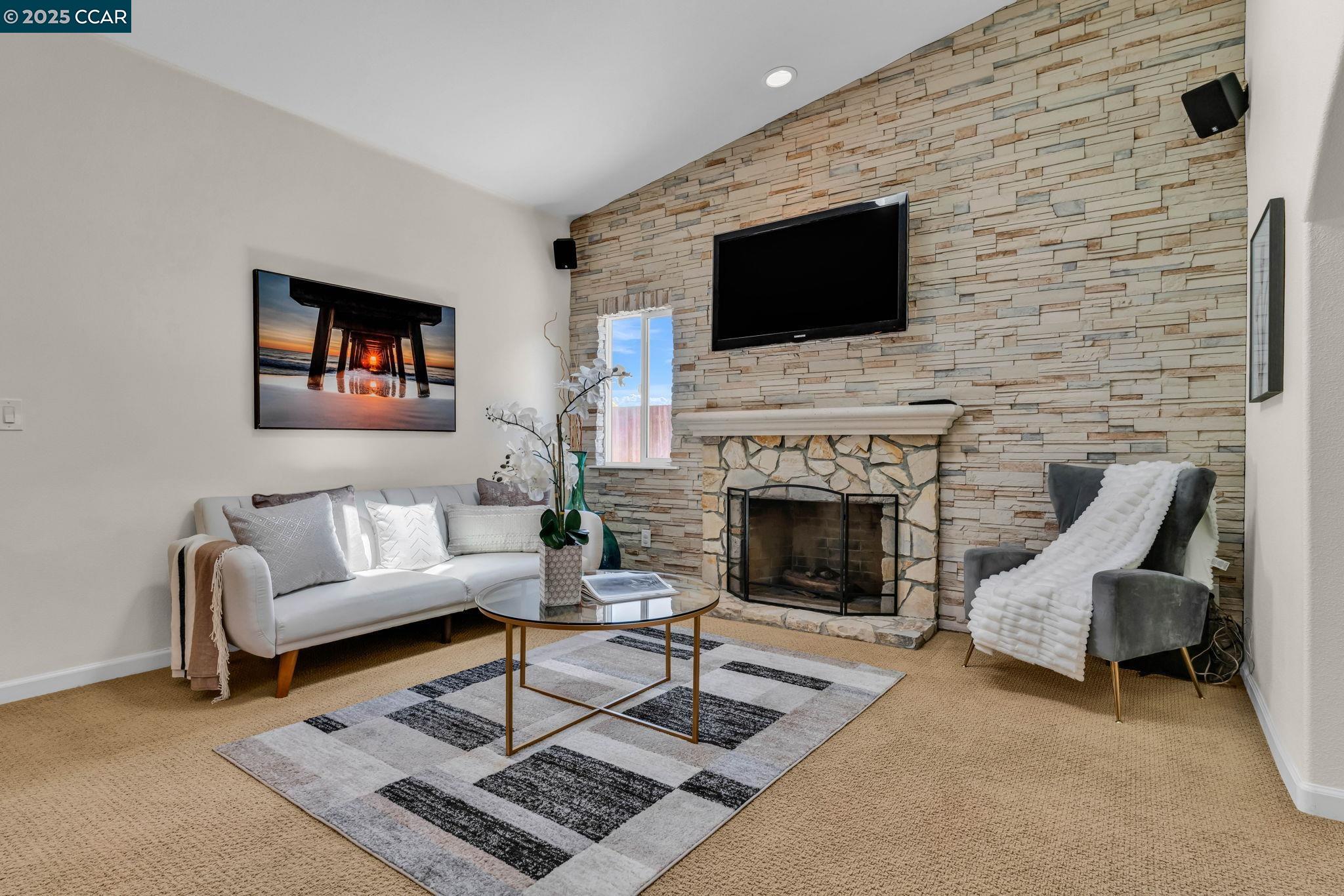 Detail Gallery Image 15 of 44 For 1144 Stirling Dr, Rodeo,  CA 94572 - 4 Beds | 3 Baths