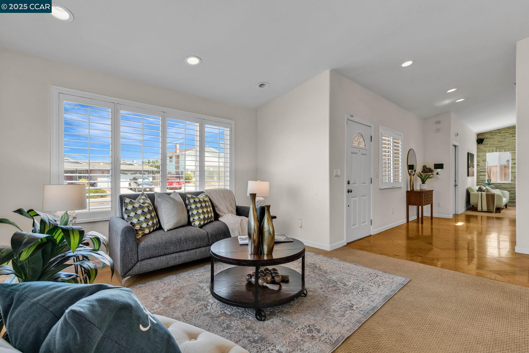 Detail Gallery Image 7 of 44 For 1144 Stirling Dr, Rodeo,  CA 94572 - 4 Beds | 3 Baths