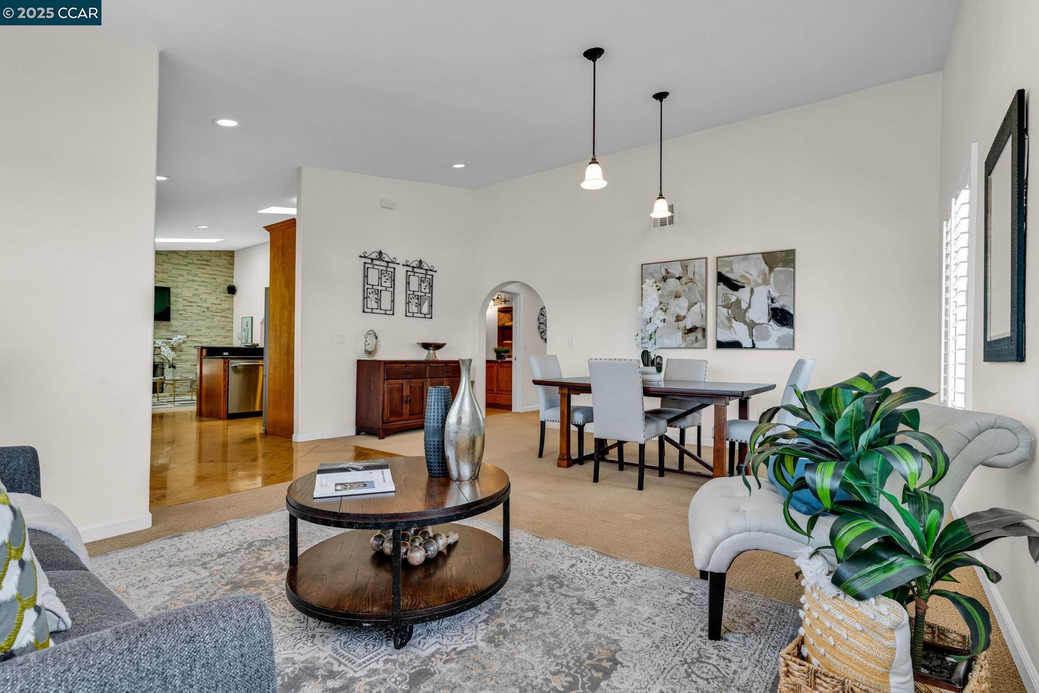 Detail Gallery Image 8 of 44 For 1144 Stirling Dr, Rodeo,  CA 94572 - 4 Beds | 3 Baths
