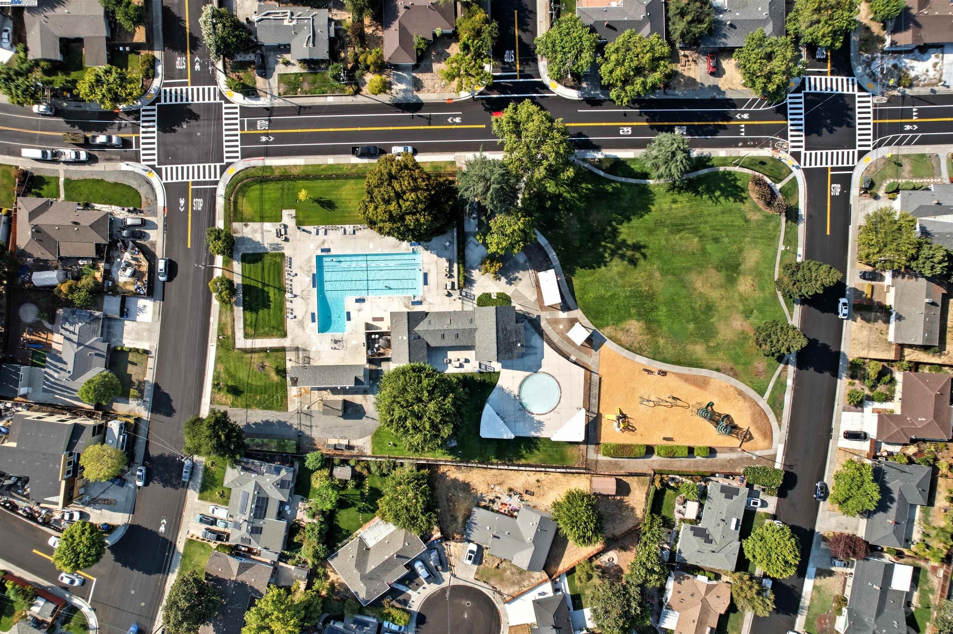 Detail Gallery Image 29 of 30 For 3191 Hillview Ct, Concord,  CA 94519 - 3 Beds | 2 Baths