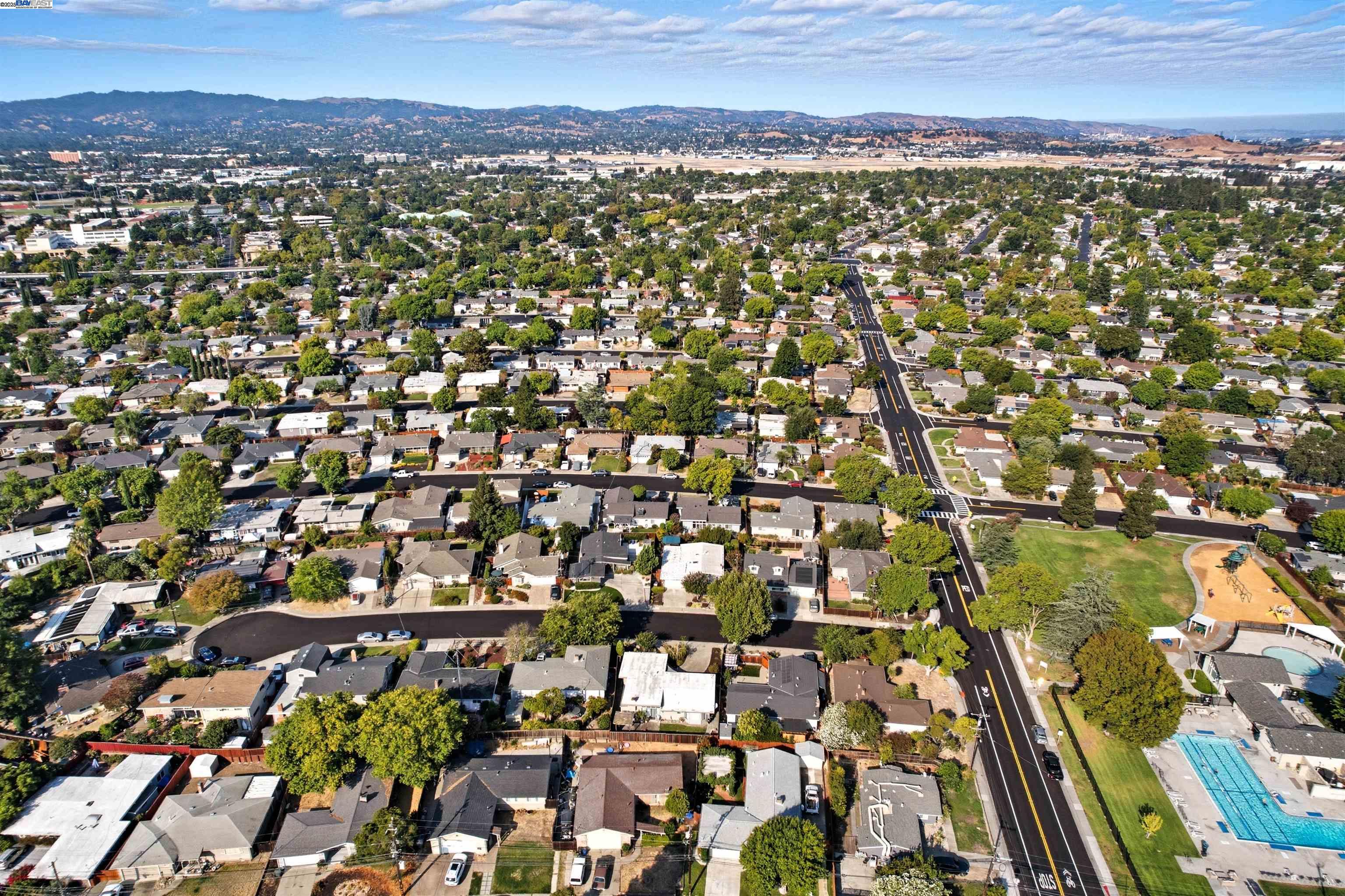 Detail Gallery Image 30 of 30 For 3191 Hillview Ct, Concord,  CA 94519 - 3 Beds | 2 Baths