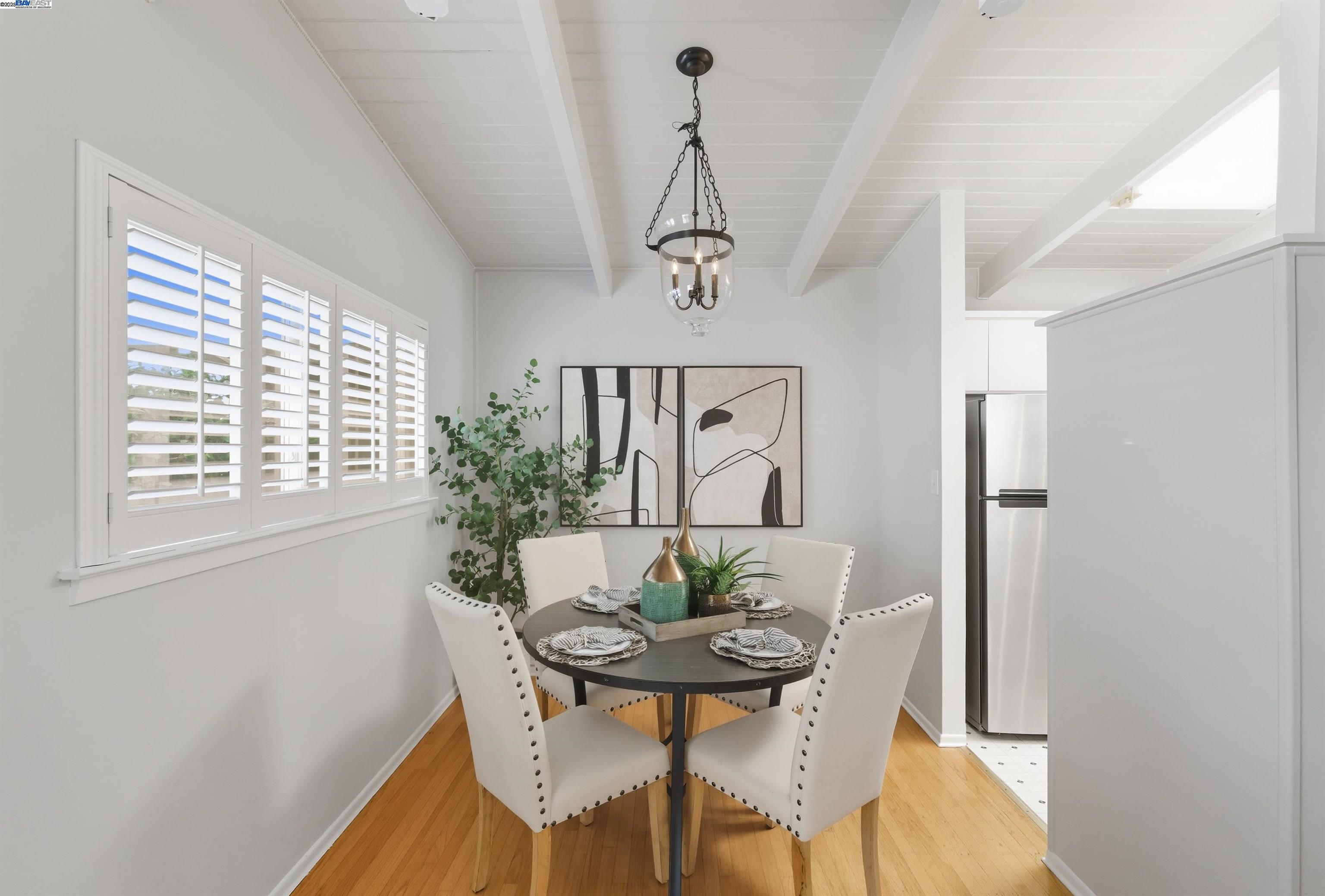 Detail Gallery Image 9 of 30 For 3191 Hillview Ct, Concord,  CA 94519 - 3 Beds | 2 Baths