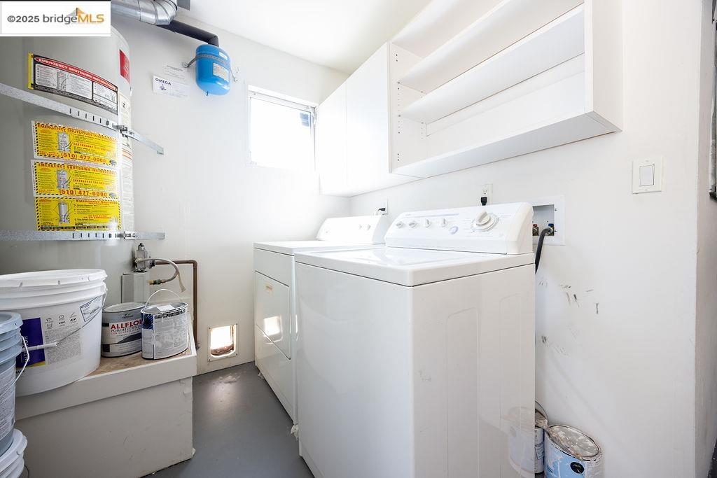 Detail Gallery Image 37 of 41 For 3927 Cerrito Ave, Oakland,  CA 94611 - 2 Beds | 2 Baths