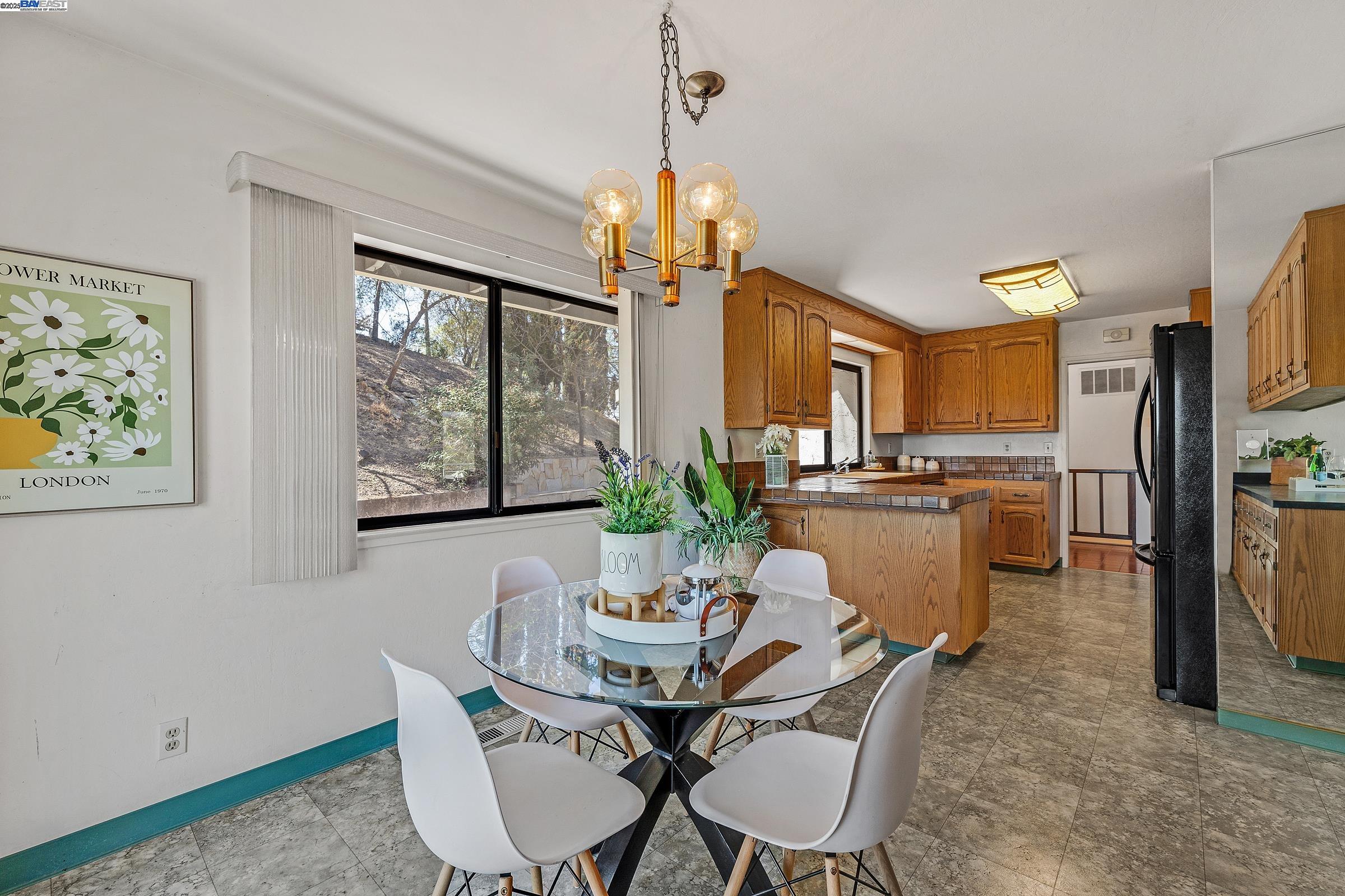 Detail Gallery Image 19 of 25 For 855 a El Pintado Rd, Danville,  CA 94526 - 4 Beds | 2 Baths