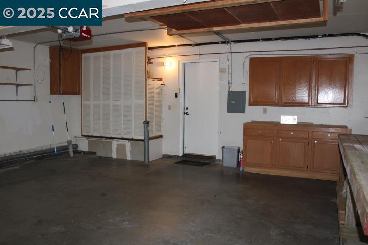 Detail Gallery Image 36 of 40 For 151 Grenadine Way, Hercules,  CA 94547 - 3 Beds | 2/1 Baths
