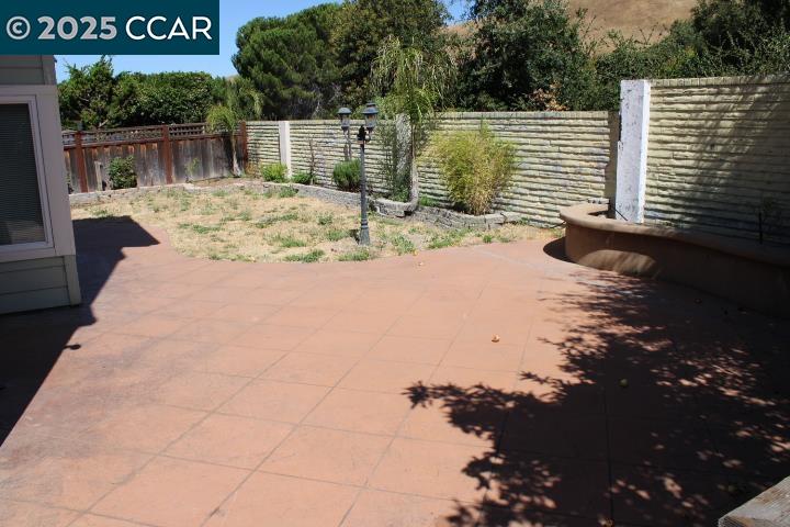 Detail Gallery Image 38 of 40 For 151 Grenadine Way, Hercules,  CA 94547 - 3 Beds | 2/1 Baths