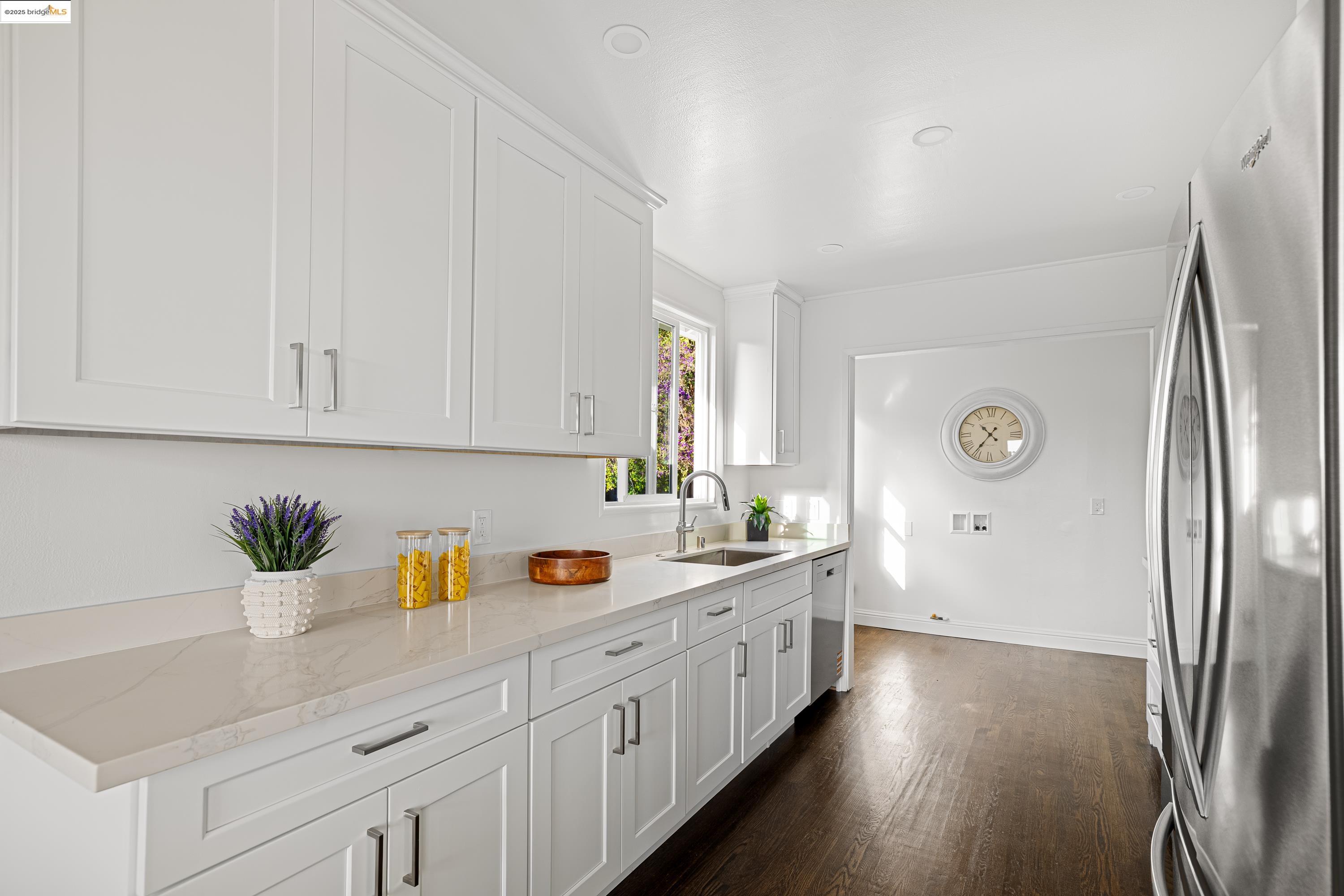 Detail Gallery Image 22 of 60 For 1408 Everett St, El Cerrito,  CA 94530 - 3 Beds | 1 Baths